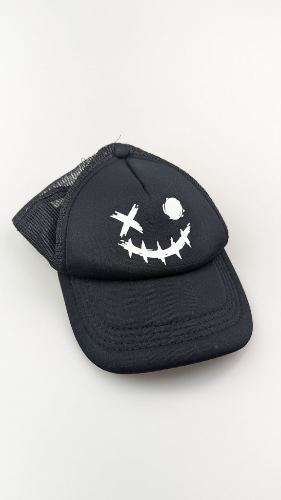 Smiley Face Black Hat Unbranded Used, Preloved, Preworn & Second Hand Baby, Kids & Children's Clothing UK Online. Cheap affordable. Brands including Next, Joules, Nutmeg, TU, F&F, H&M.