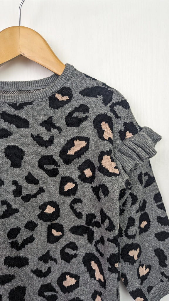 F&F Animal Print Jumper - Girls 2-3 Years George Used, Preloved, Preworn & Second Hand Baby, Kids & Children's Clothing UK Online. Cheap affordable. Brands including Next, Joules, Nutmeg, TU, F&F, H&M.