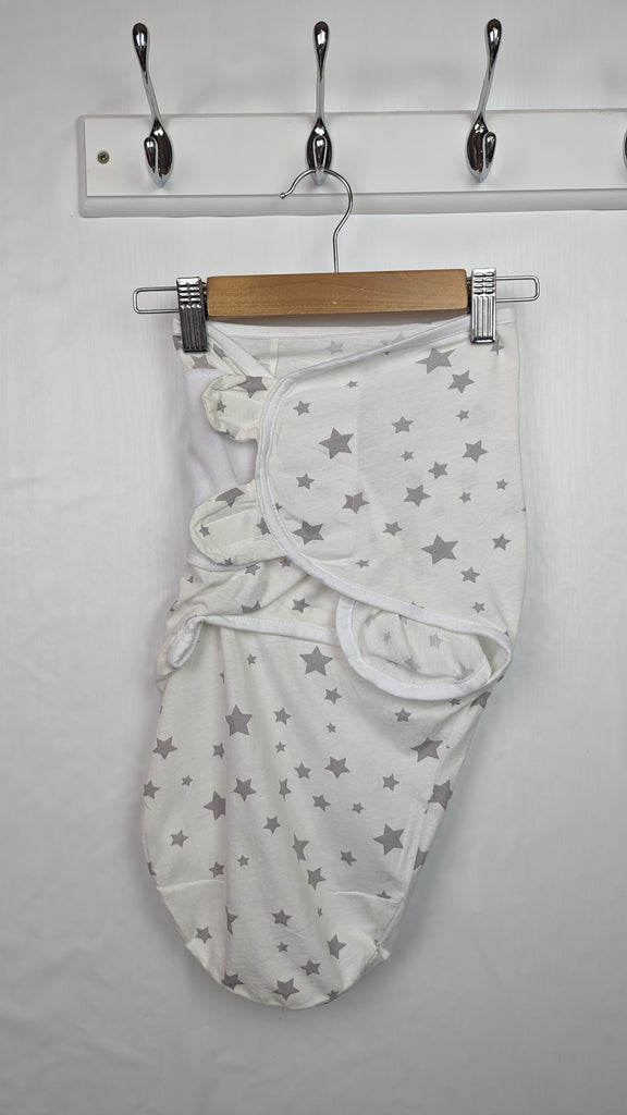 Silent Night Grey Star Swaddle - Unisex 0-3 Months Silent Night Used, Preloved, Preworn & Second Hand Baby, Kids & Children's Clothing UK Online. Cheap affordable. Brands including Next, Joules, Nutmeg, TU, F&F, H&M.
