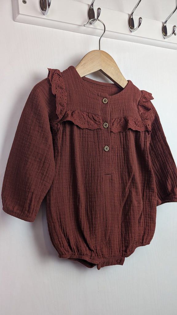 TU Rust Brown Muslin Bodysuit - Girls 9-12 Months TU Used, Preloved, Preworn & Second Hand Baby, Kids & Children's Clothing UK Online. Cheap affordable. Brands including Next, Joules, Nutmeg, TU, F&F, H&M.