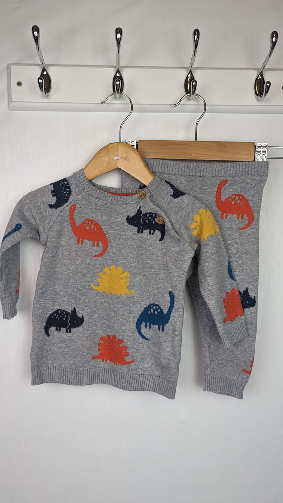 Fred & Flo Dinosaur Jumper & Leggings Outfit - Boys 6-9 Months Fred & Flo Used, Preloved, Preworn & Second Hand Baby, Kids & Children's Clothing UK Online. Cheap affordable. Brands including Next, Joules, Nutmeg, TU, F&F, H&M.