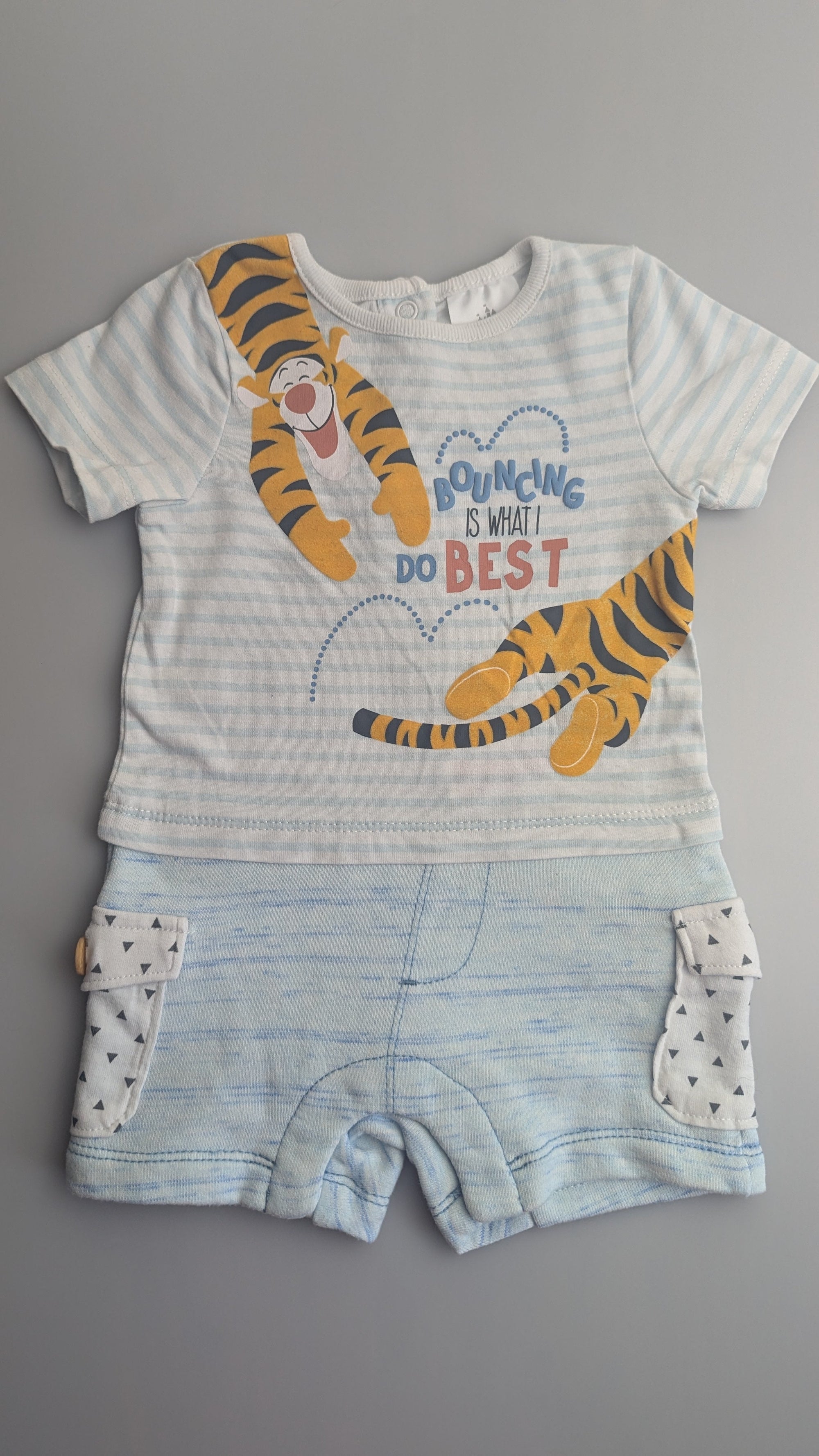 Disney Store Tigger Romper - Boys 3 - 6 Months - Little Ones Preloved. Second Hand Children's & Preloved Baby, Kids, Girls & Boys Clothes. UK online