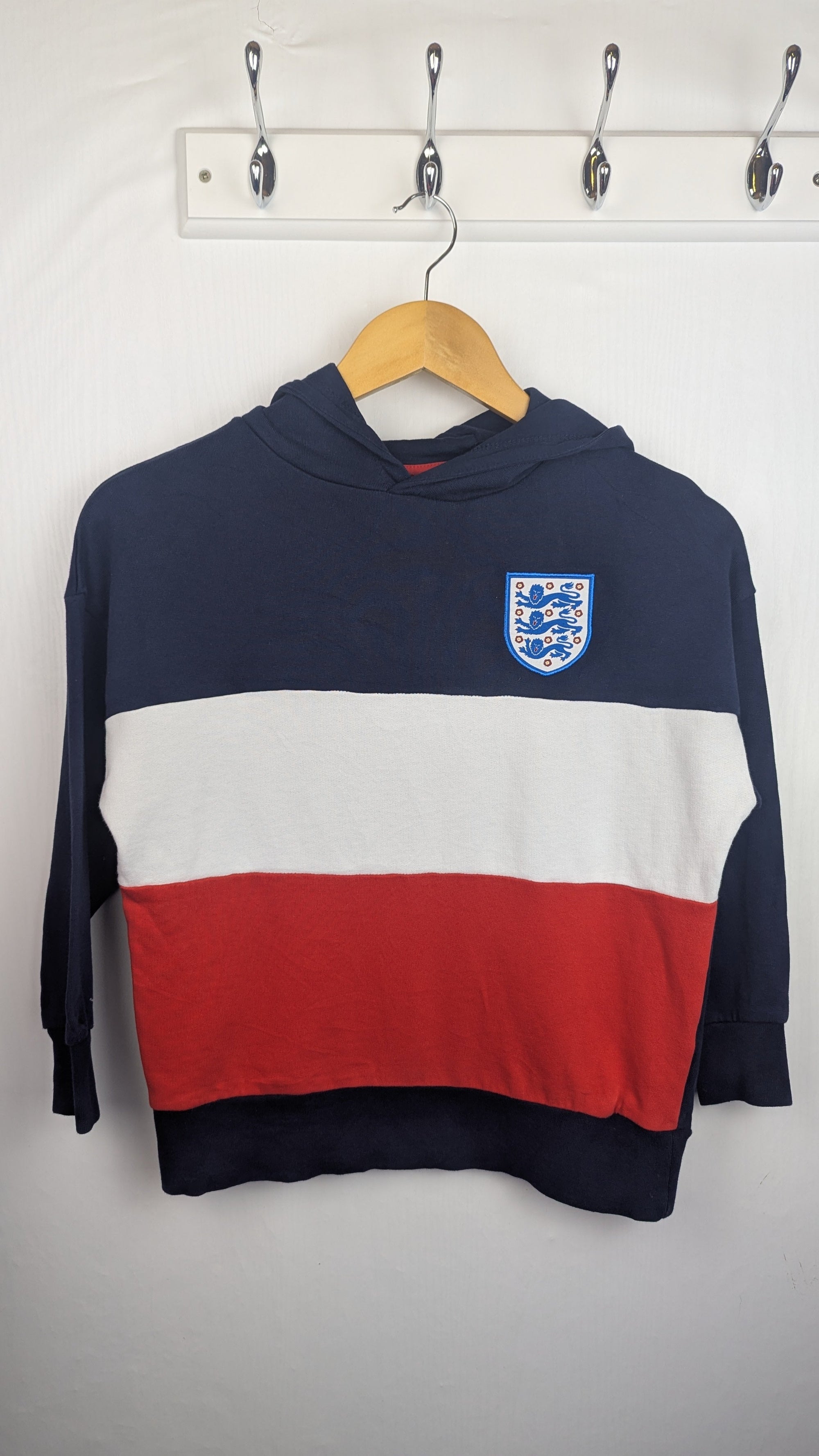 England Football Navy/White/Red Jumper - Boys 8 - 9 Years - Little Ones Preloved. Second Hand Children's & Preloved Baby, Kids, Girls & Boys Clothes. UK online
