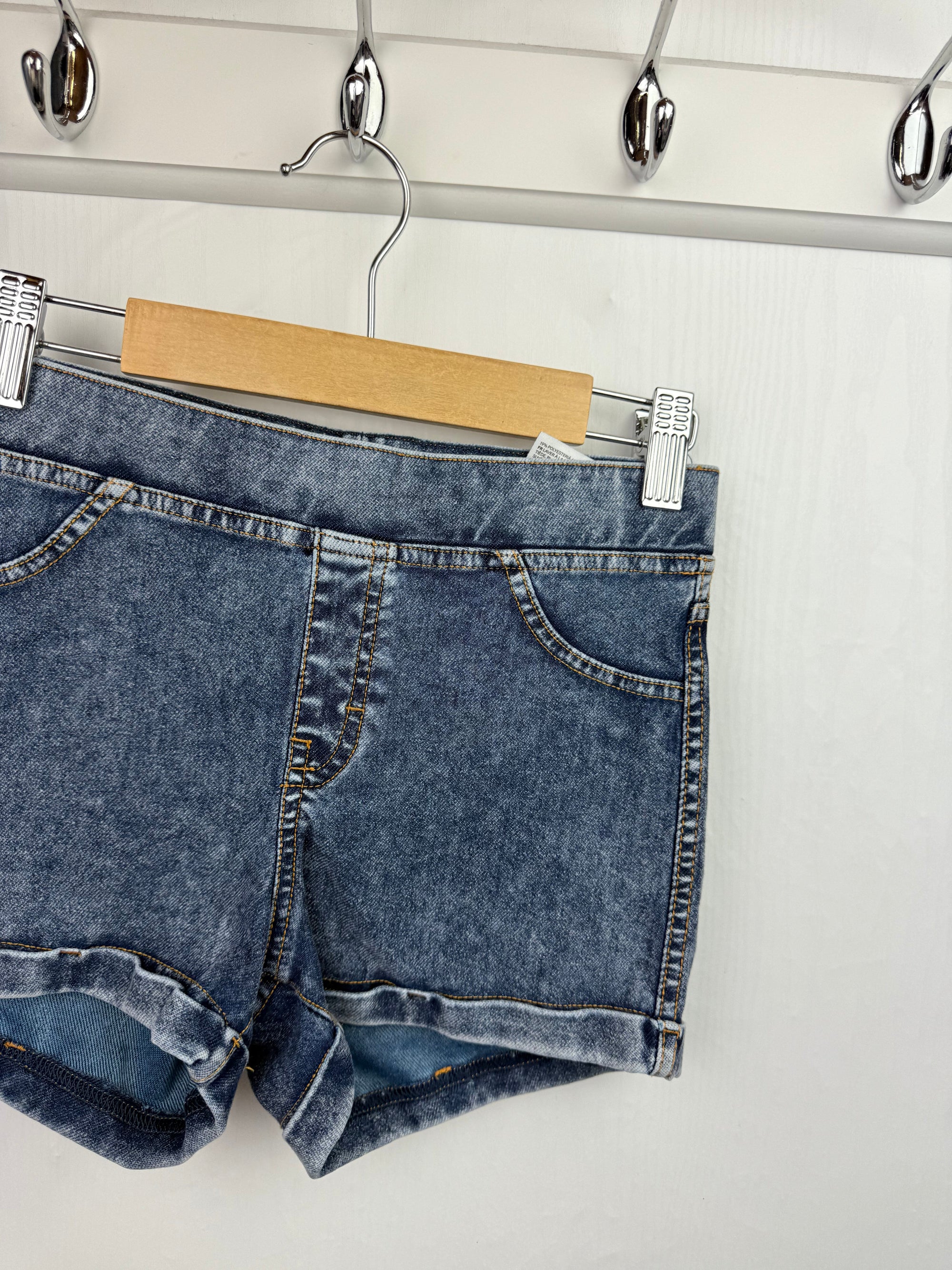 H&M Denim Hot Pant Shorts - Girls 11 - 12 Years - Little Ones Preloved. Second Hand Children's & Preloved Baby, Kids, Girls & Boys Clothes. UK online