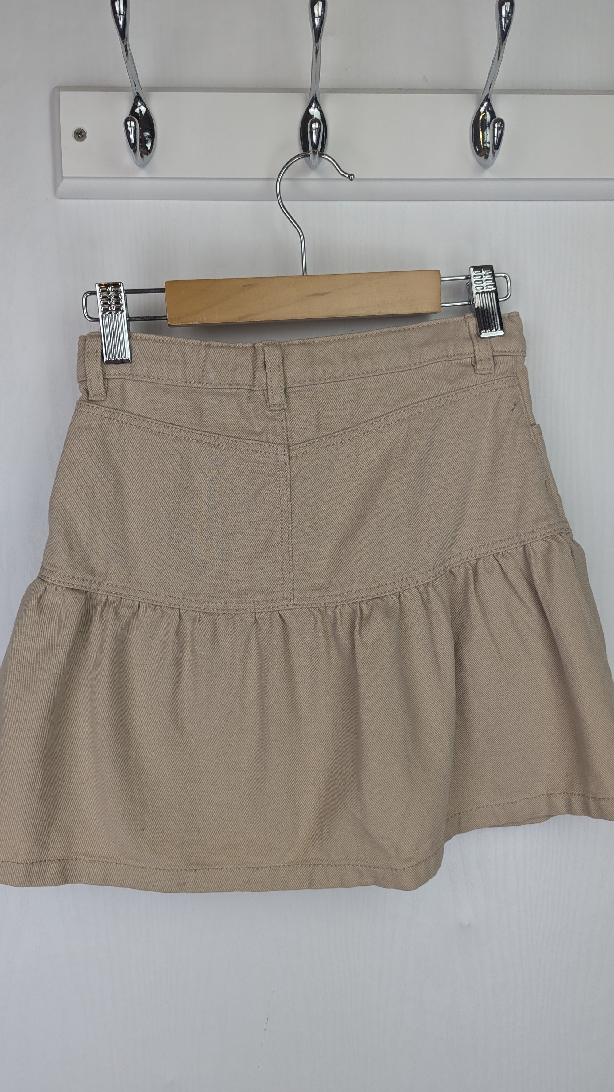 H&M Light Brown Denim Ruffle Skirt - Girls 5 - 6 Years - Little Ones Preloved. Second Hand Children's & Preloved Baby, Kids, Girls & Boys Clothes. UK online