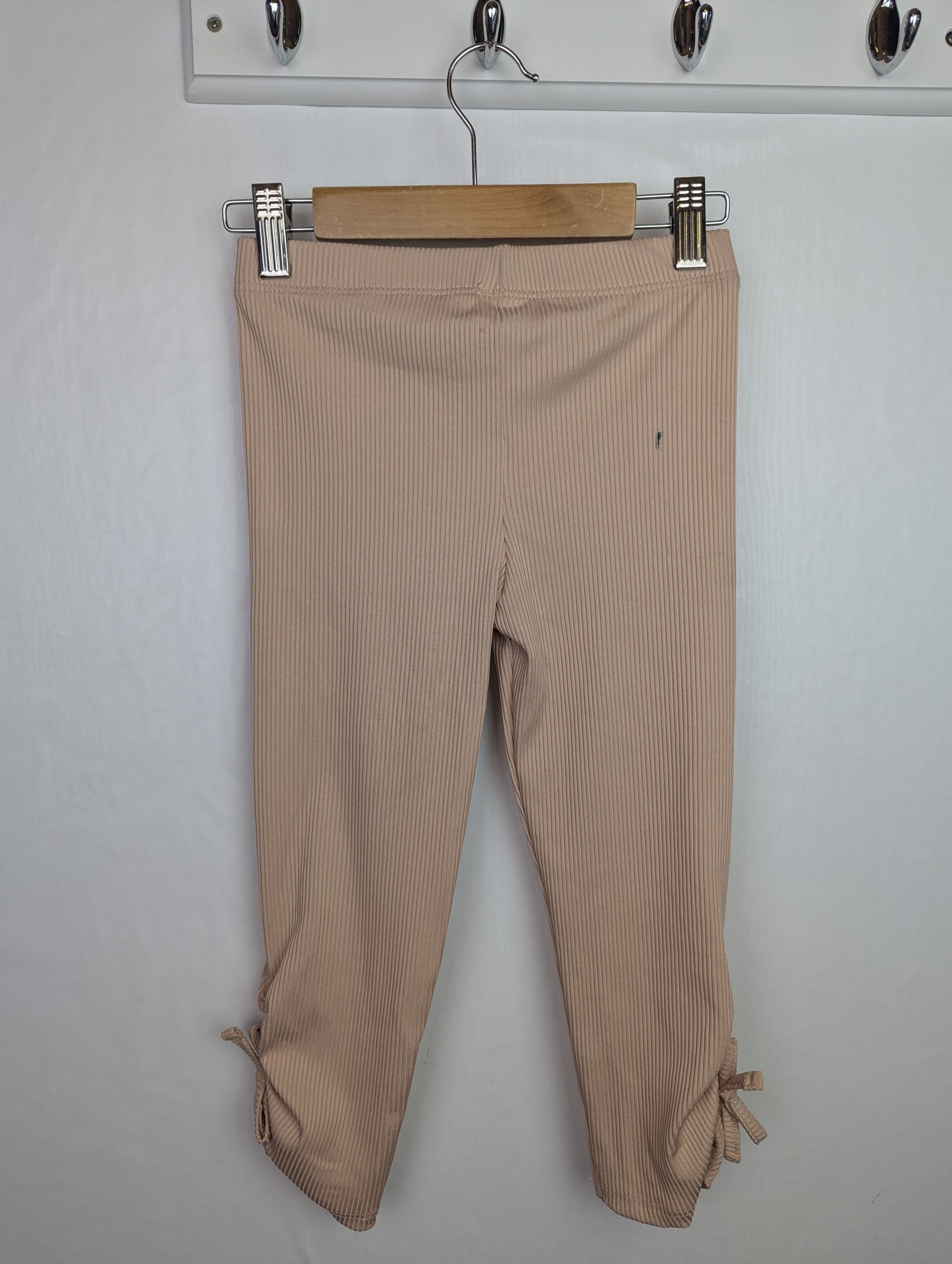 IMPERFECT - NWOT's River Island Leggings - Girls 7 - 8 Years - Little Ones Preloved. Second Hand Children's & Preloved Baby, Kids, Girls & Boys Clothes. UK online