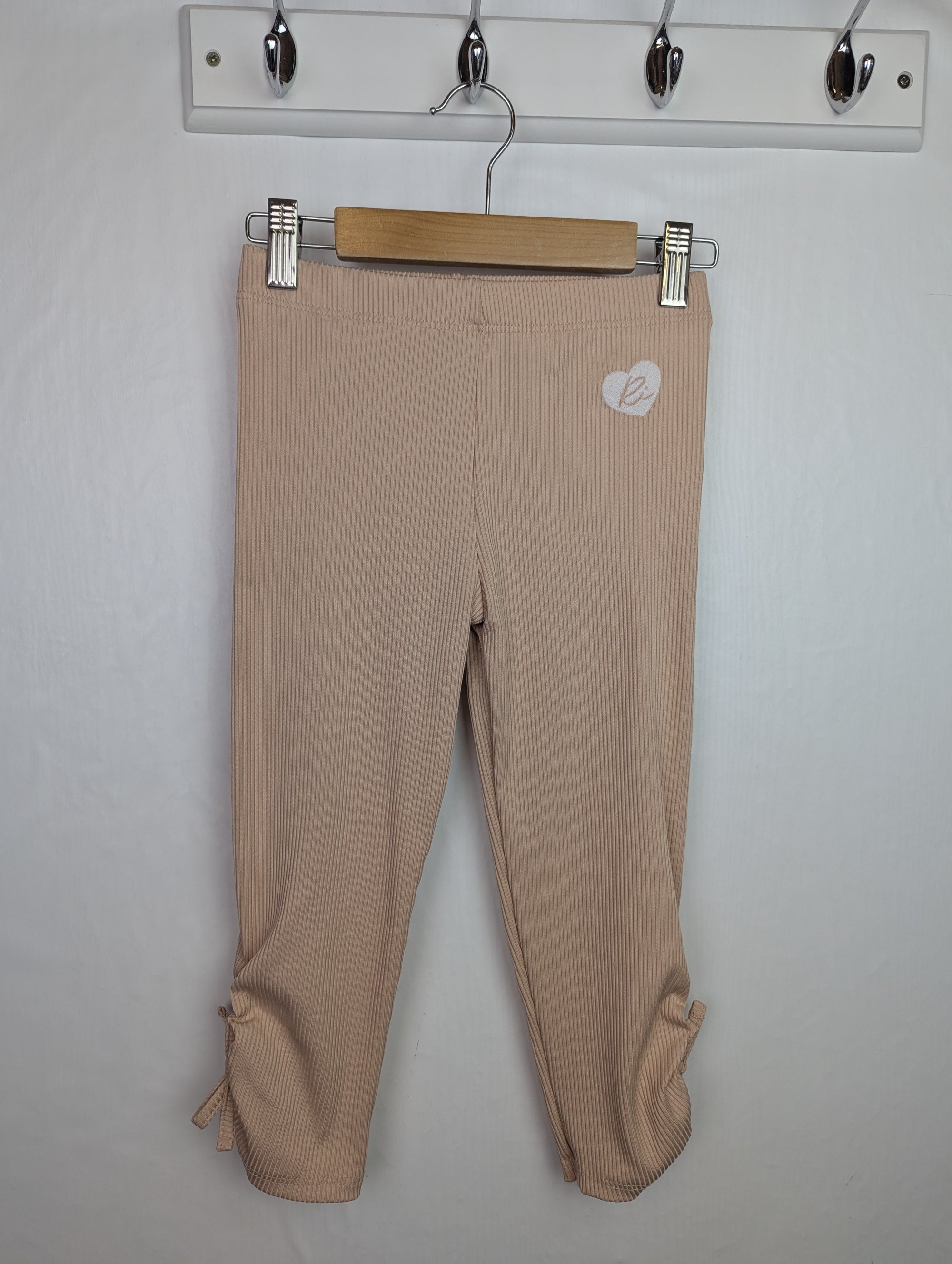 IMPERFECT - NWOT's River Island Leggings - Girls 7 - 8 Years - Little Ones Preloved. Second Hand Children's & Preloved Baby, Kids, Girls & Boys Clothes. UK online