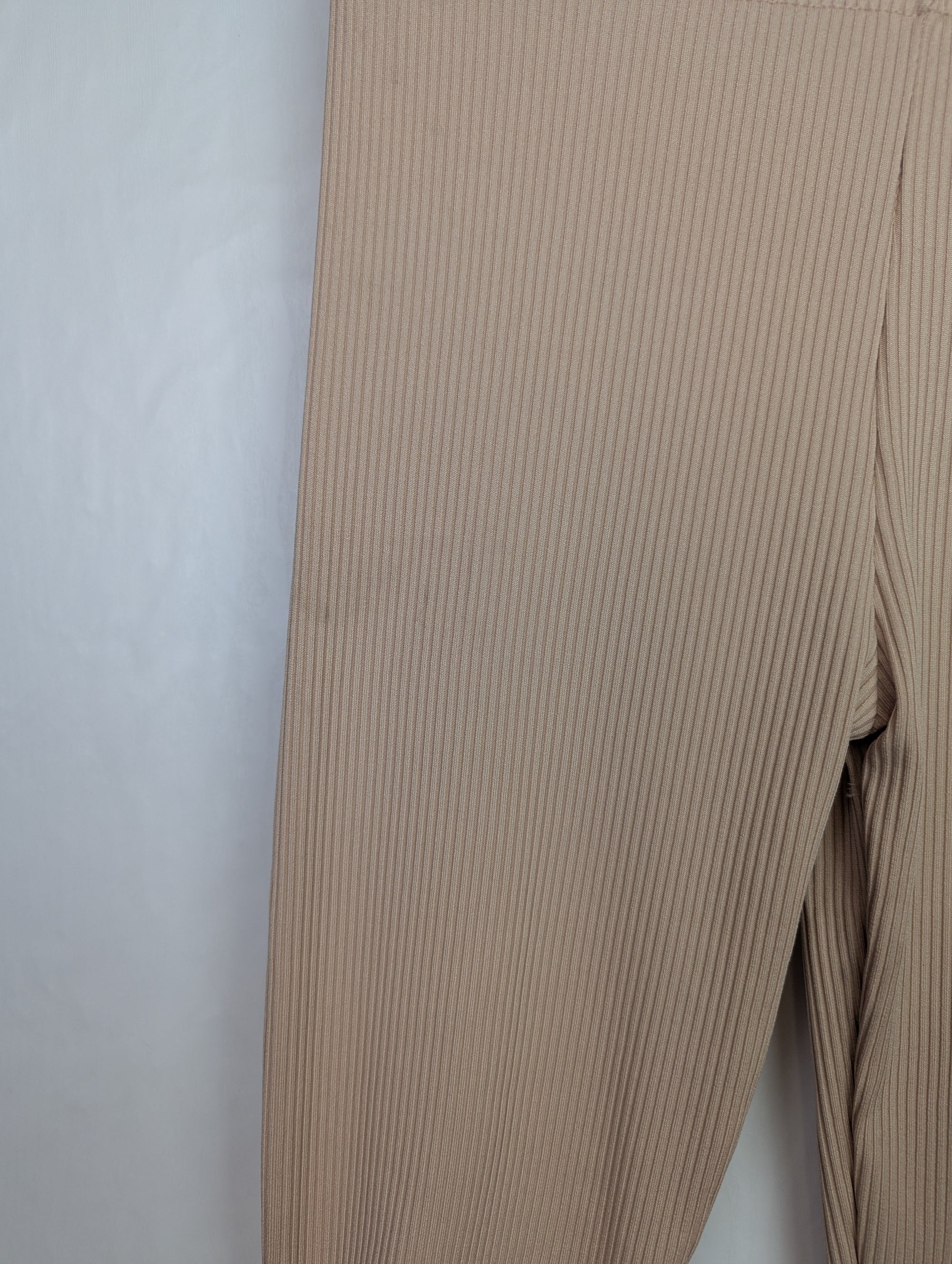 IMPERFECT - NWOT's River Island Leggings - Girls 7 - 8 Years - Little Ones Preloved. Second Hand Children's & Preloved Baby, Kids, Girls & Boys Clothes. UK online