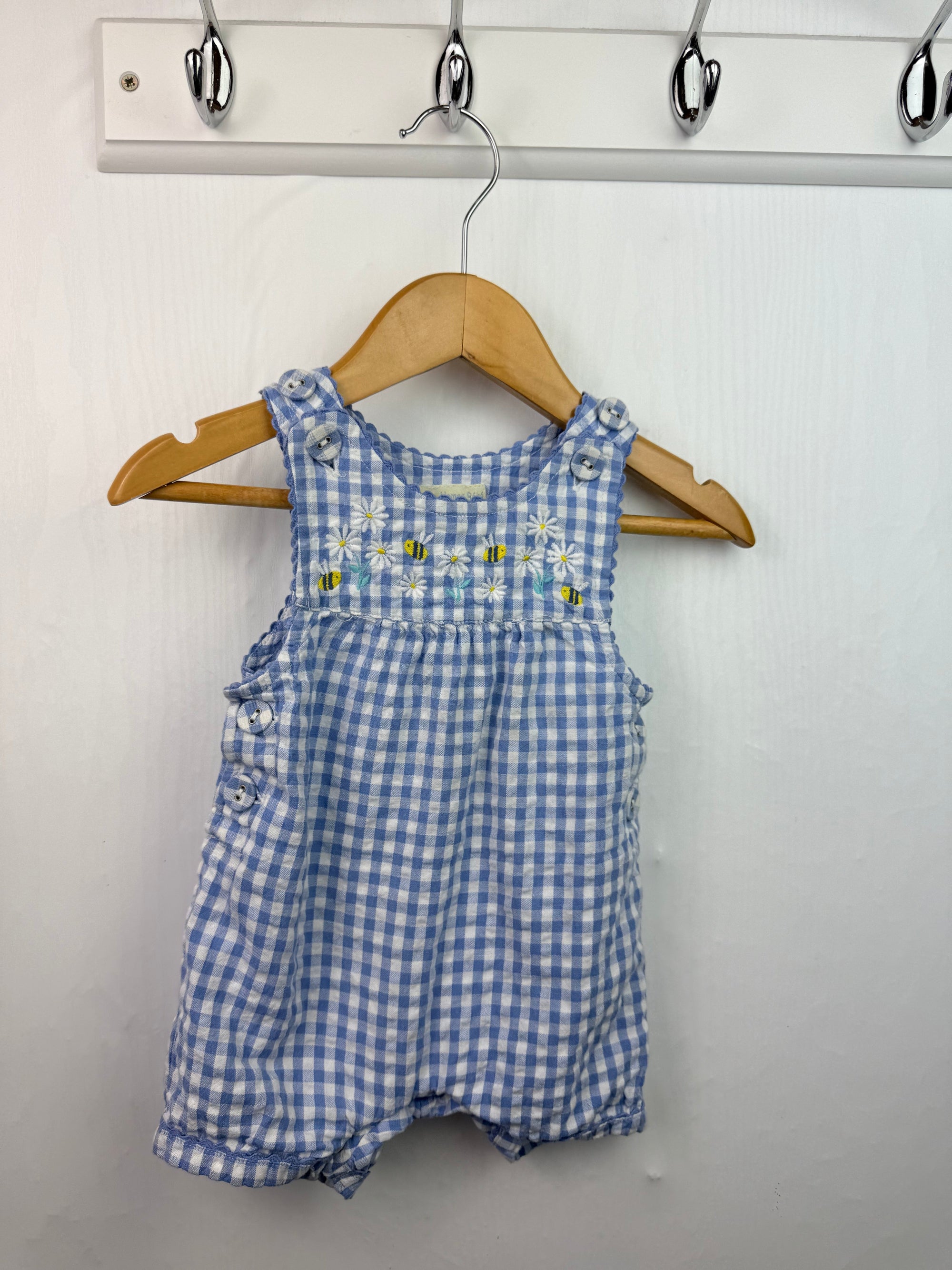 Jojo Maman Bebe Gingham Romper - Girls 0 - 3 Months - Little Ones Preloved. Second Hand Children's & Preloved Baby, Kids, Girls & Boys Clothes. UK online