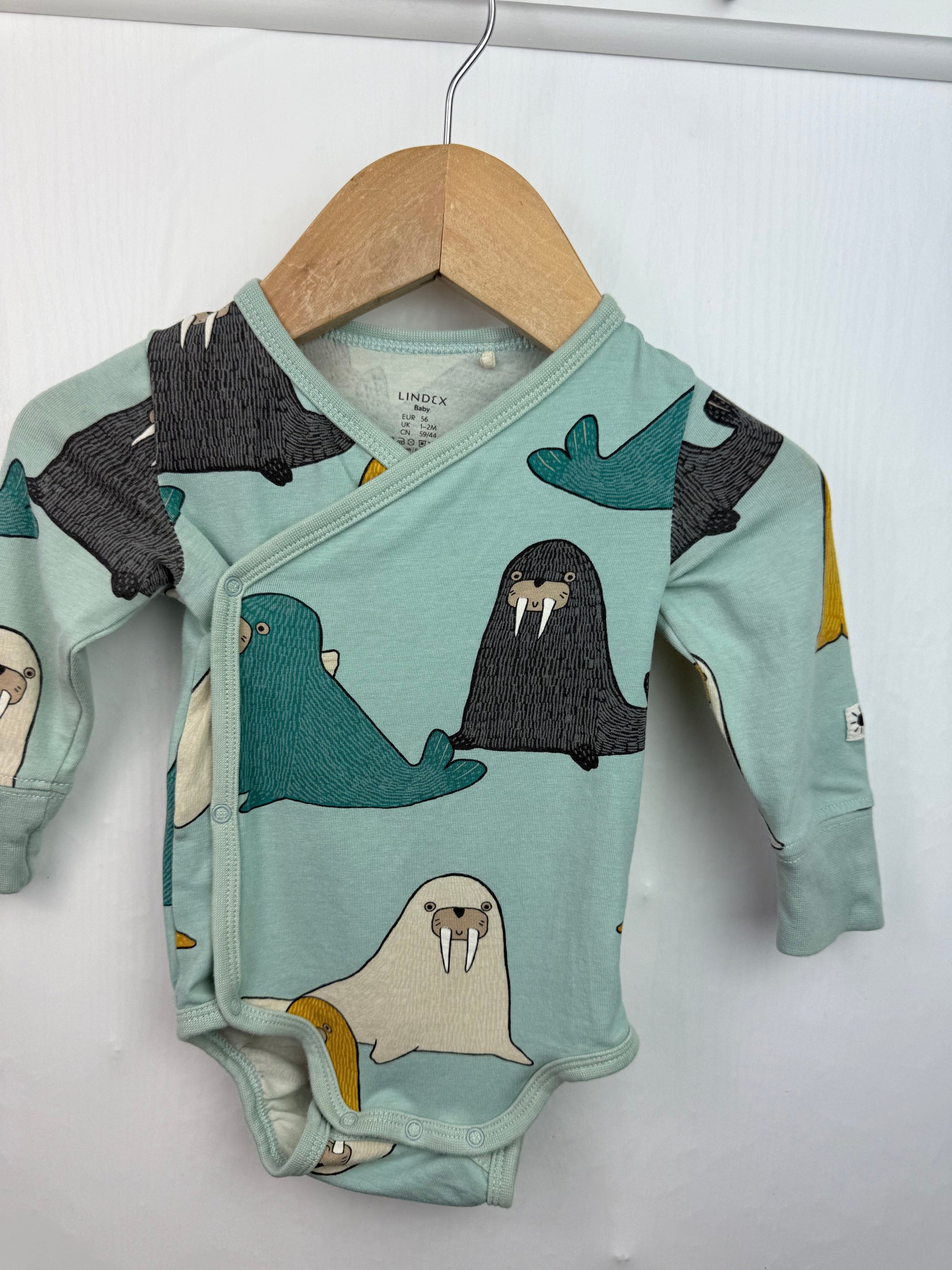 Lindex Wrap Walrus Bodysuit - Unisex 1 - 2 Months - Little Ones Preloved. Second Hand Children's & Preloved Baby, Kids, Girls & Boys Clothes. UK online