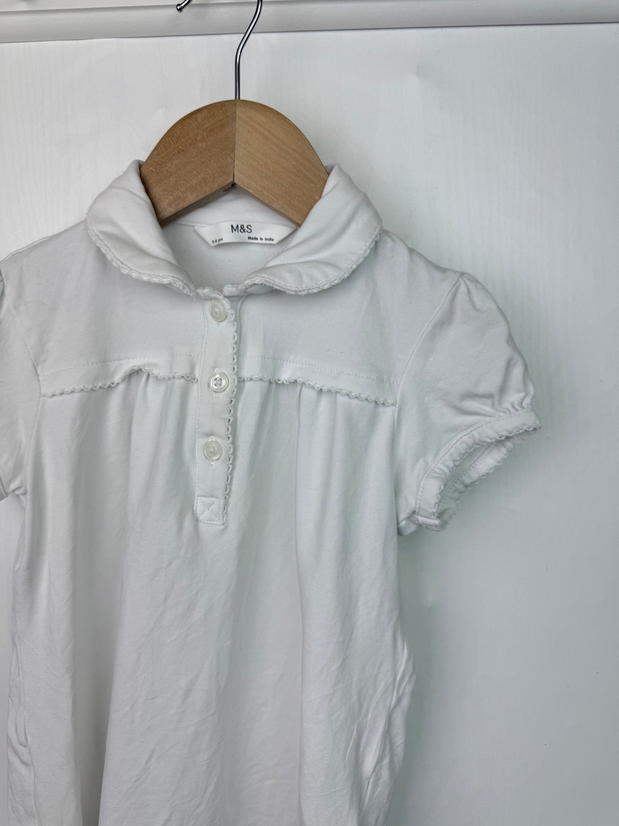 M&S White School Shirt - Girls 5 - 6 Years - Little Ones Preloved. Second Hand Children's & Preloved Baby, Kids, Girls & Boys Clothes. UK online