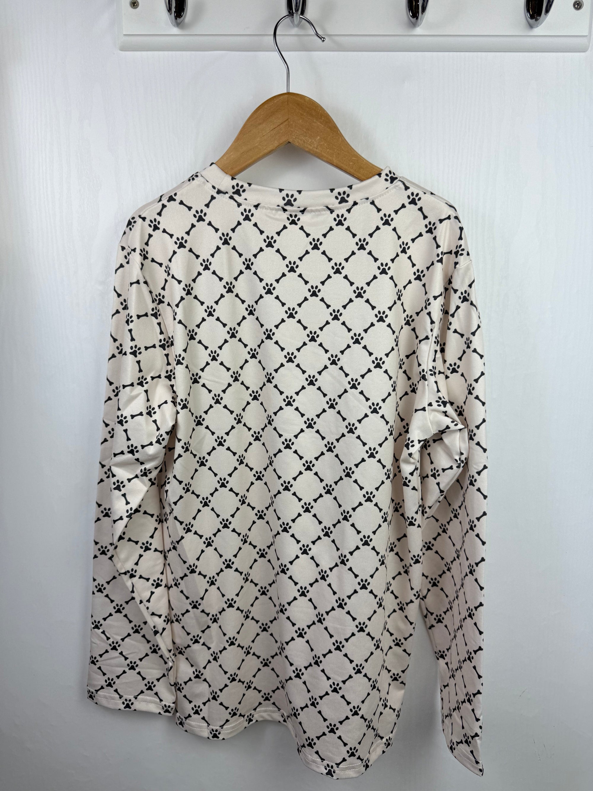 NEW Hibety Long Sleeve Paw Print Top - Unisex 8 - 10 Years - Little Ones Preloved. Second Hand Children's & Preloved Baby, Kids, Girls & Boys Clothes. UK online