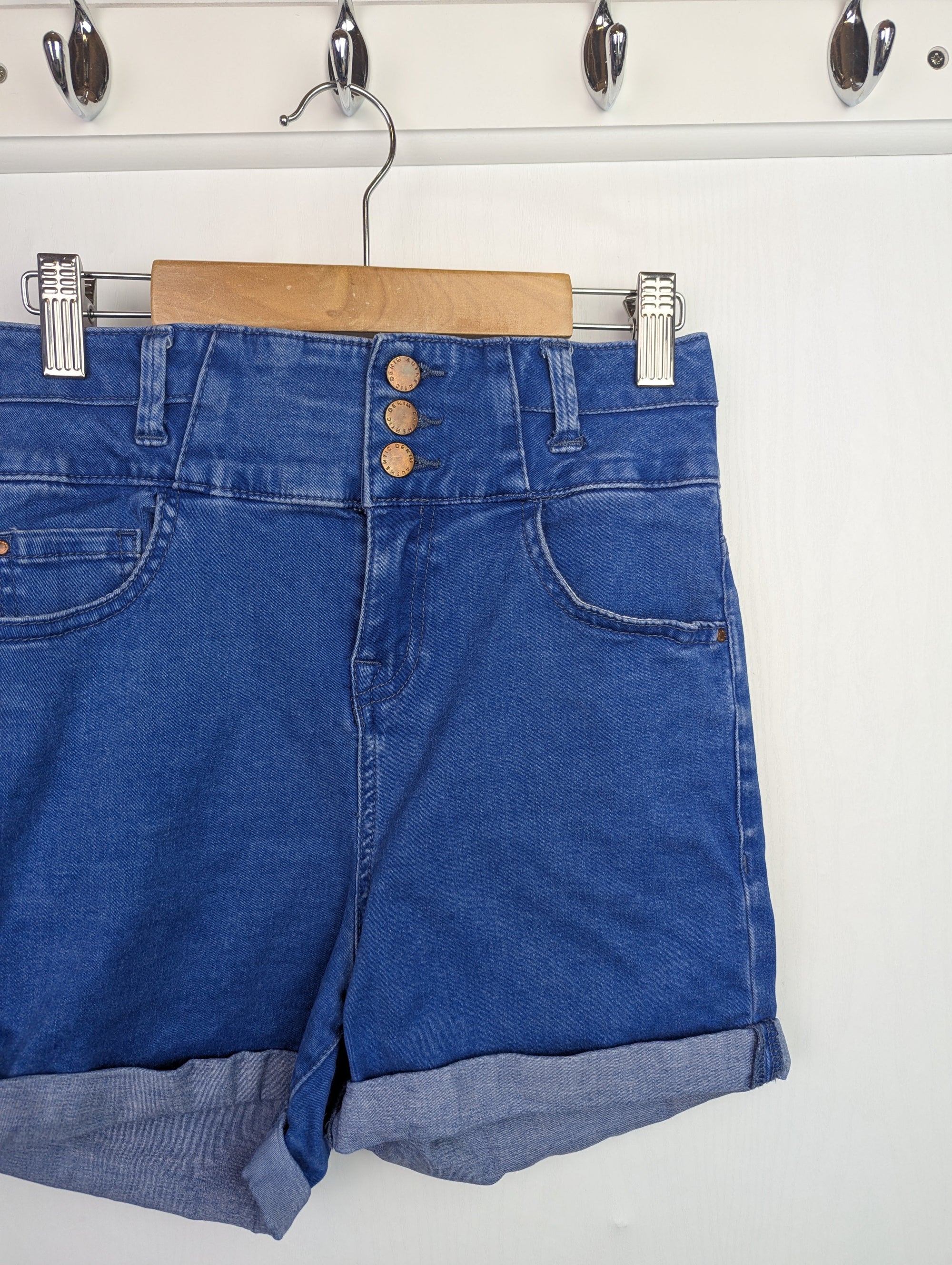 New - Look Blue Denim Shorts - Girls 14 Years - Little Ones Preloved. Second Hand Children's & Preloved Baby, Kids, Girls & Boys Clothes. UK online