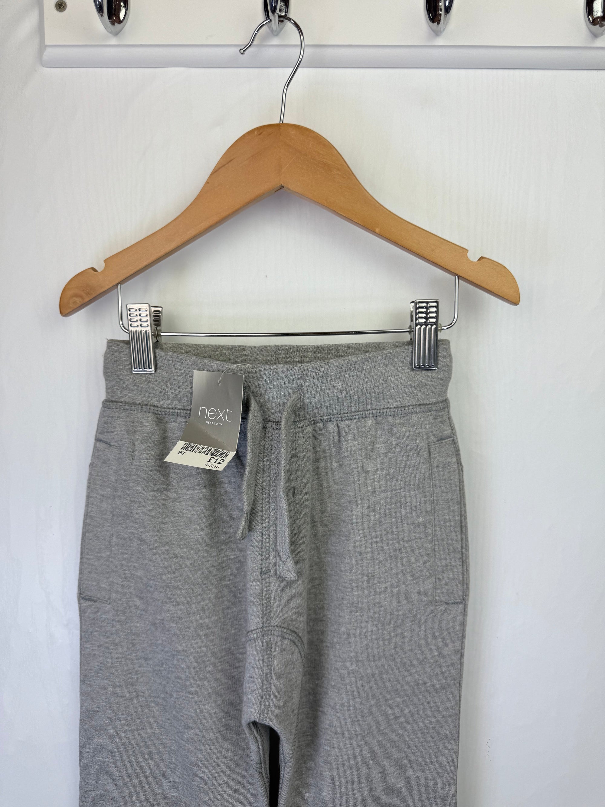 NEW Next Grey Jogging Bottoms - Unisex 4 - 5 Years - Little Ones Preloved. Second Hand Children's & Preloved Baby, Kids, Girls & Boys Clothes. UK online