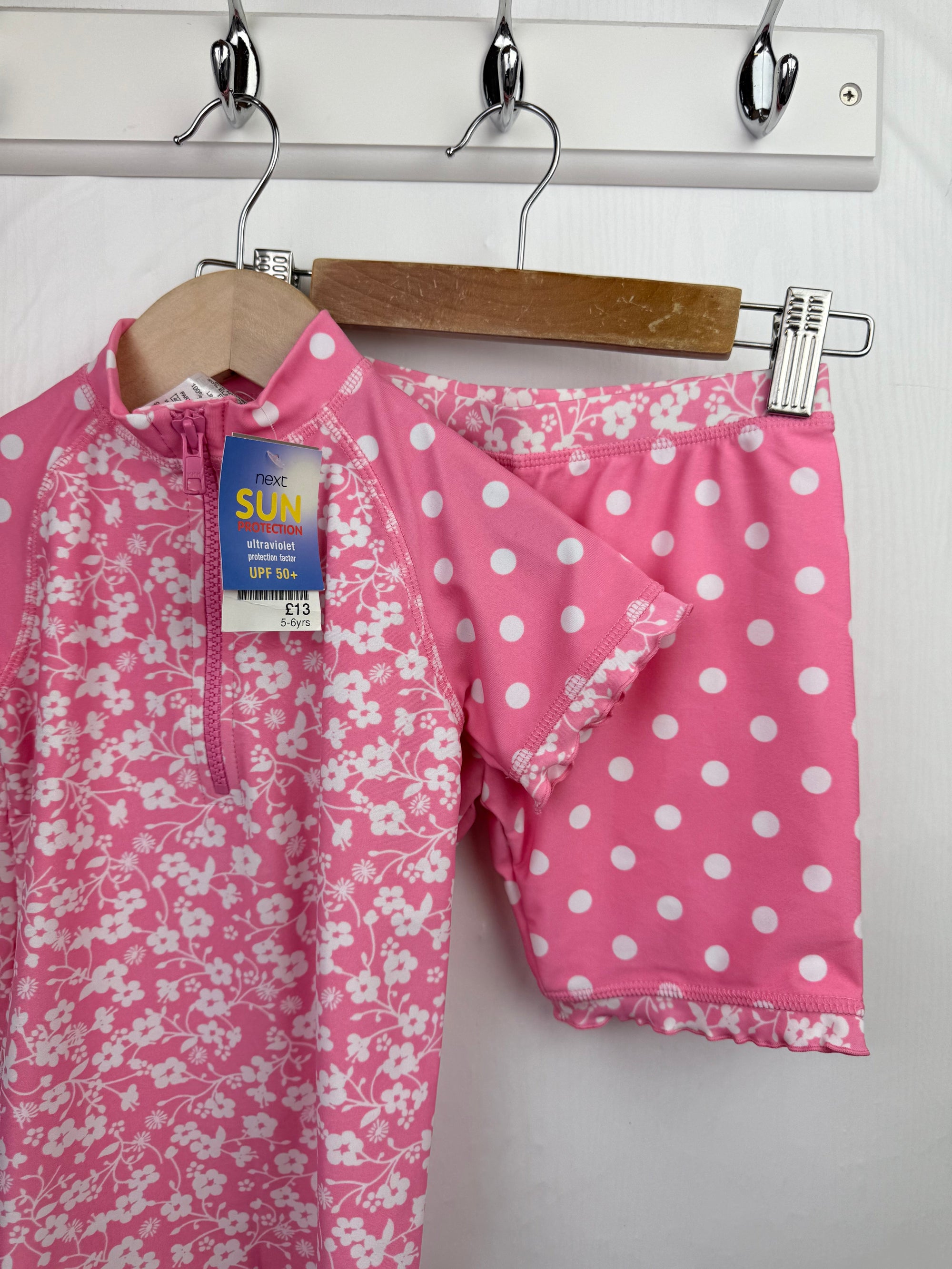 NEW Next Pink Floral Swim Set - Girls 5 - 6 Years - Little Ones Preloved. Second Hand Children's & Preloved Baby, Kids, Girls & Boys Clothes. UK online