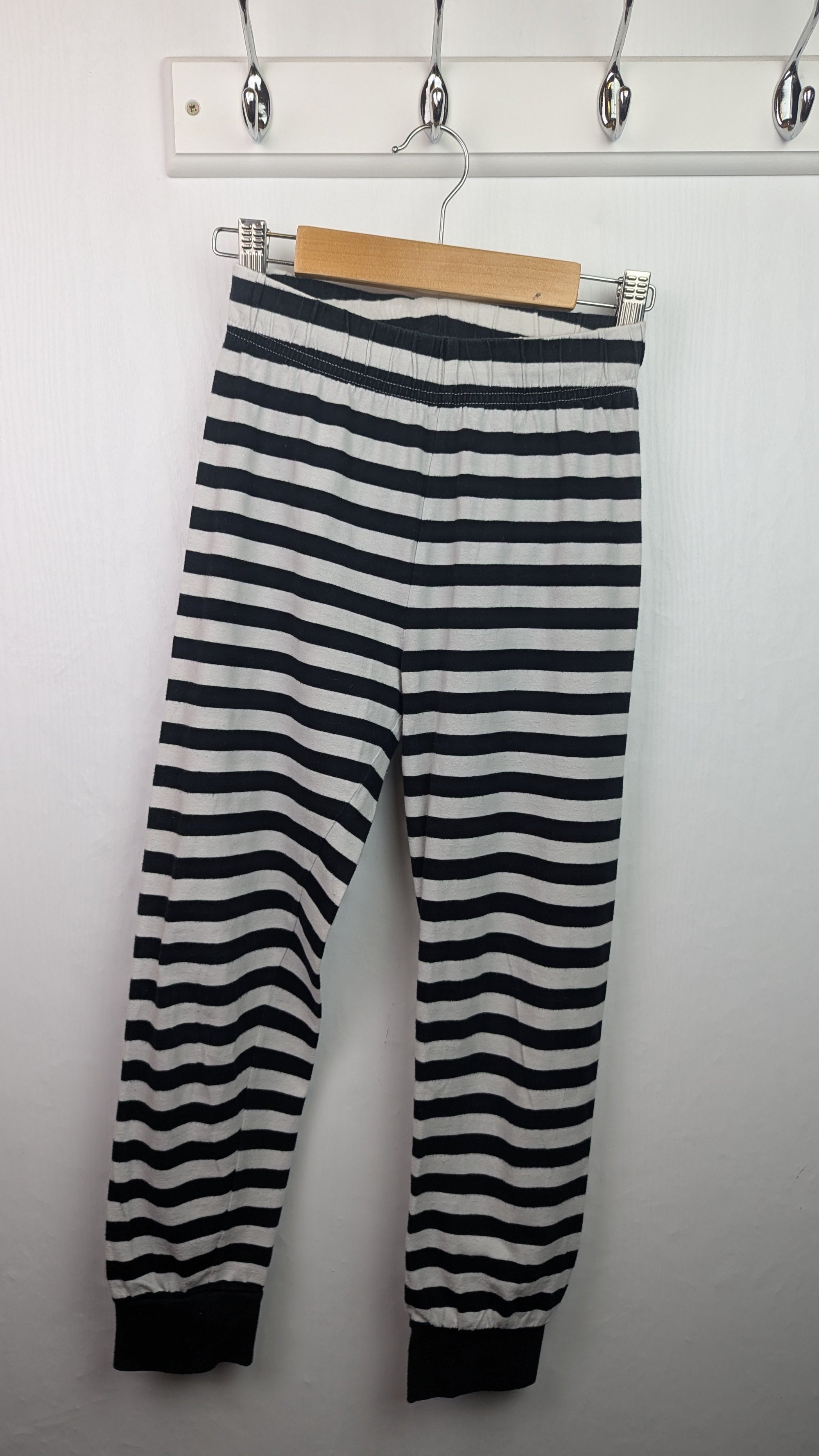 Next Black & White Striped Pyjama Trousers - Girls 8 Years - Little Ones Preloved. Second Hand Children's & Preloved Baby, Kids, Girls & Boys Clothes. UK online