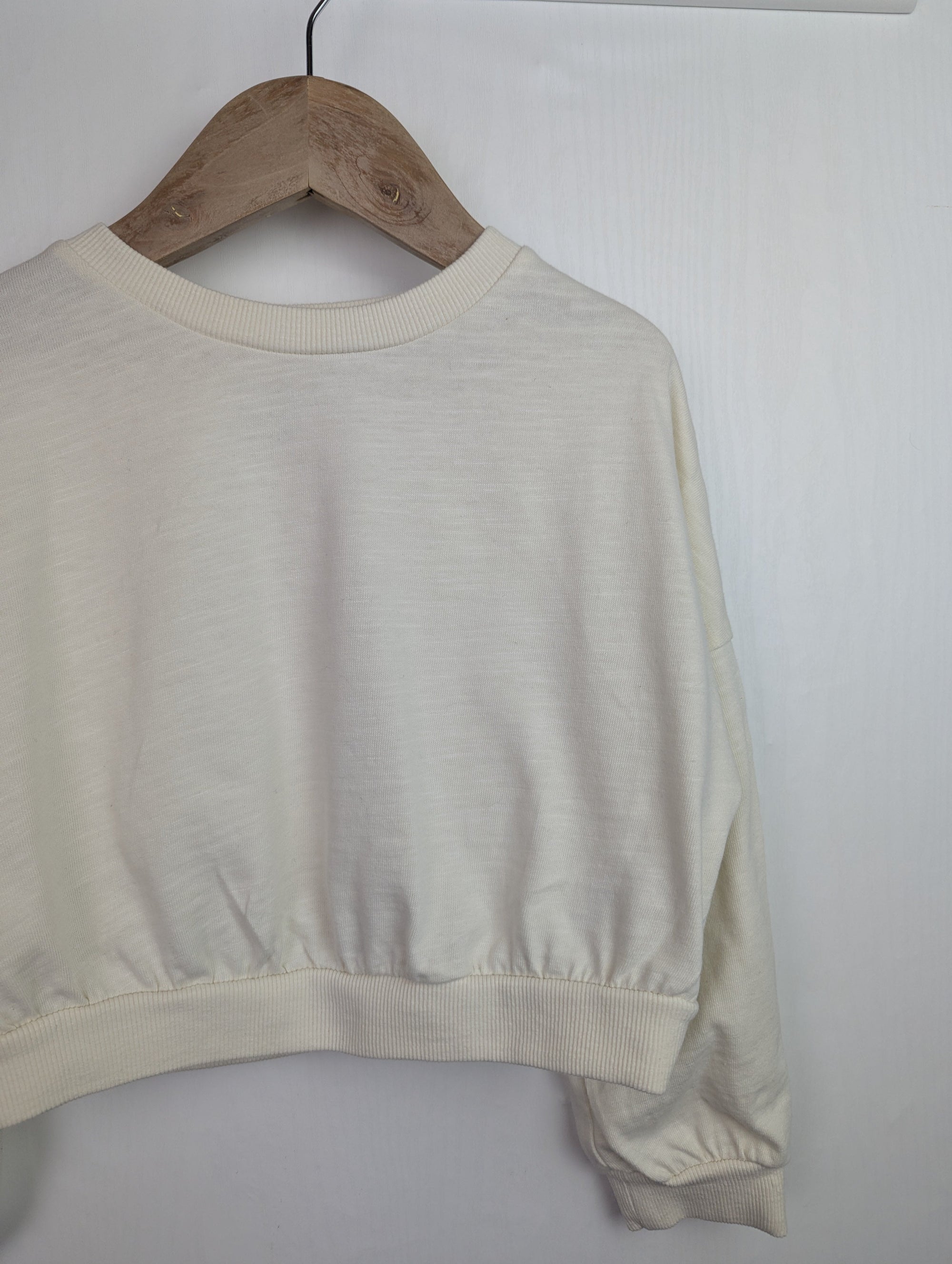 Next Cream Cropped Jumper - Girls 6 Years - Little Ones Preloved. Second Hand Children's & Preloved Baby, Kids, Girls & Boys Clothes. UK online