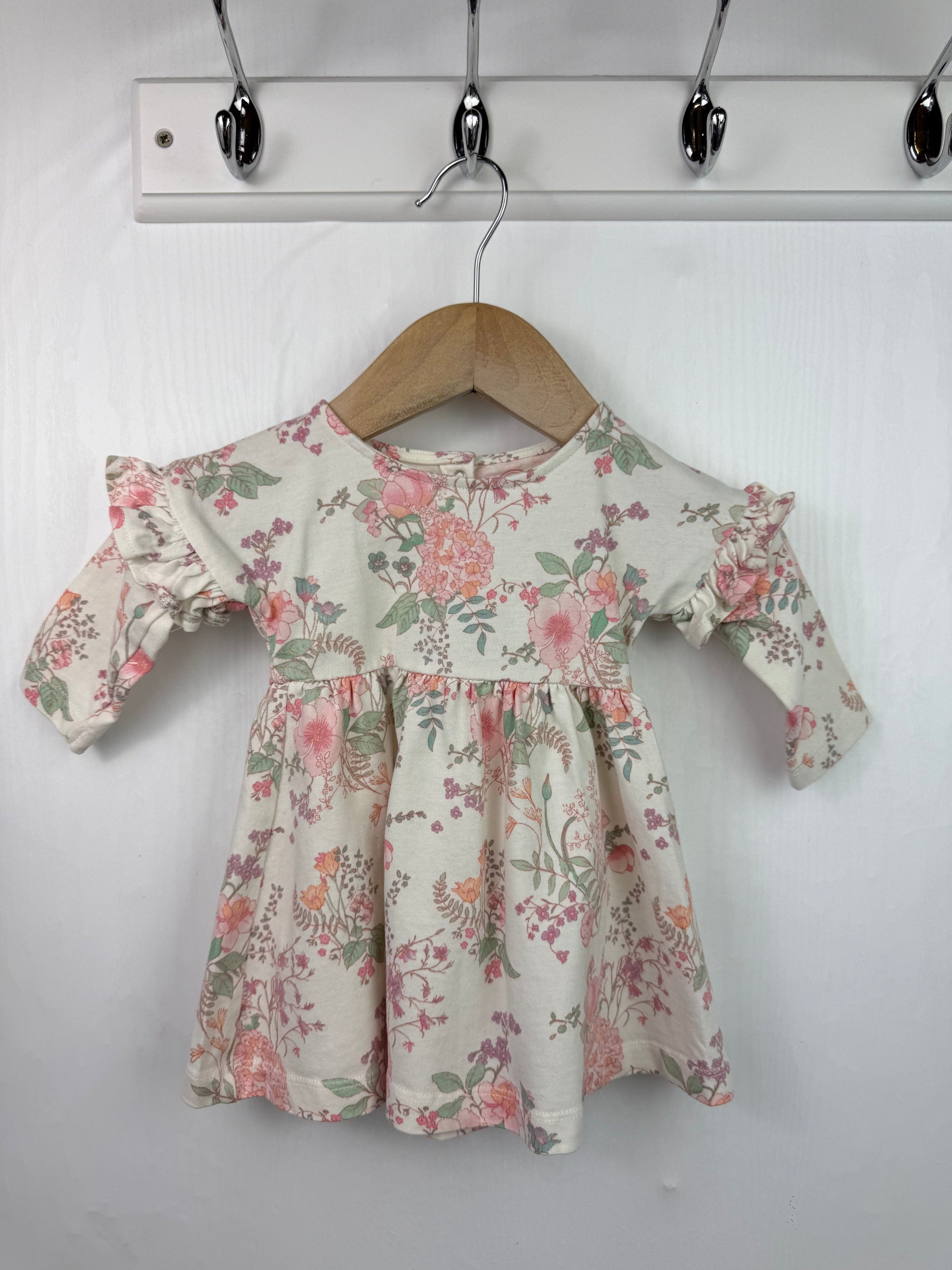 Next Cream Floral Long Sleeve Dress - Girls 0 - 3 Months - Little Ones Preloved. Second Hand Children's & Preloved Baby, Kids, Girls & Boys Clothes. UK online