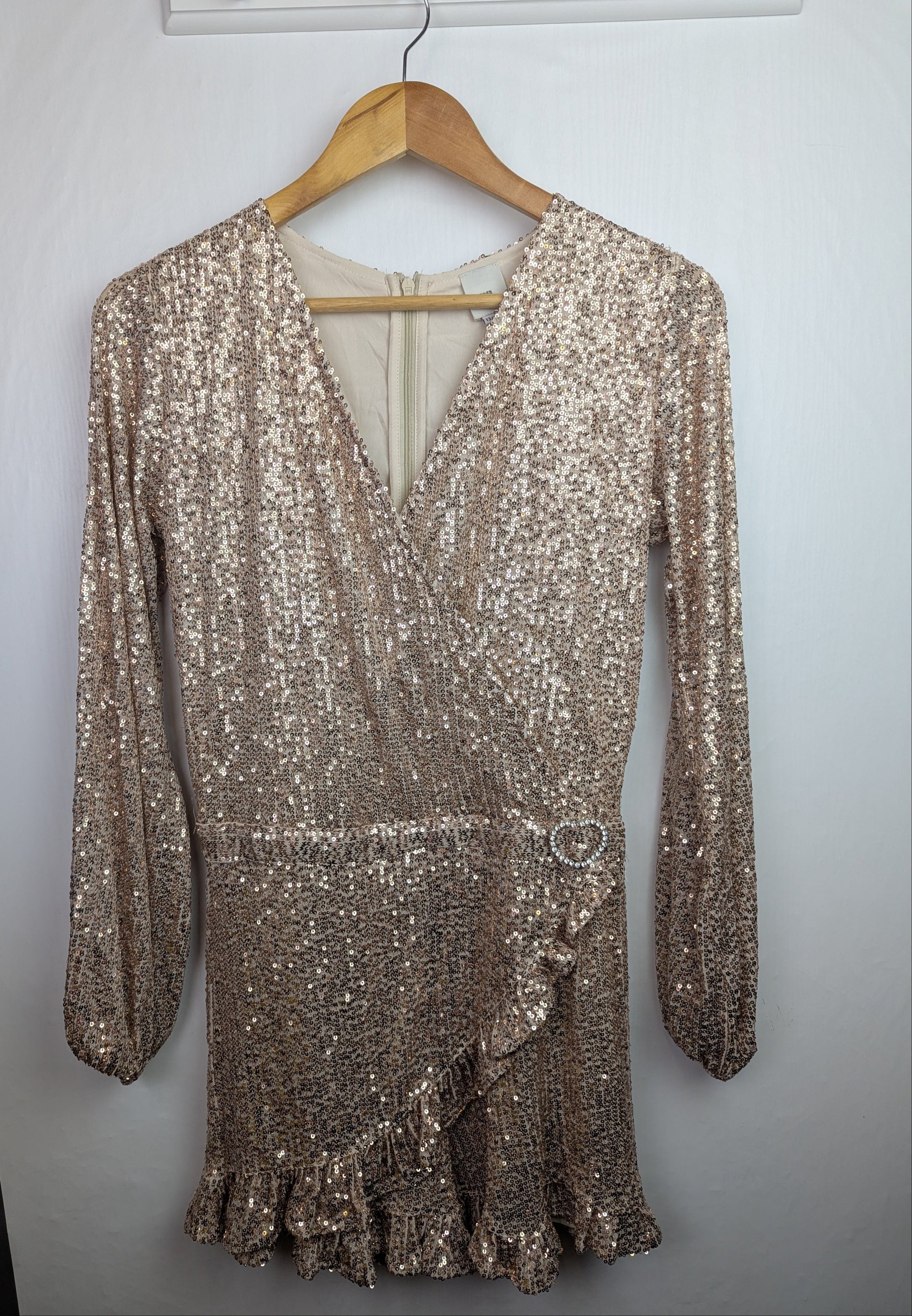NWOT's Gold Sequin Party Playsuit - Girls 13 - 14 Years - Little Ones Preloved. Second Hand Children's & Preloved Baby, Kids, Girls & Boys Clothes. UK online