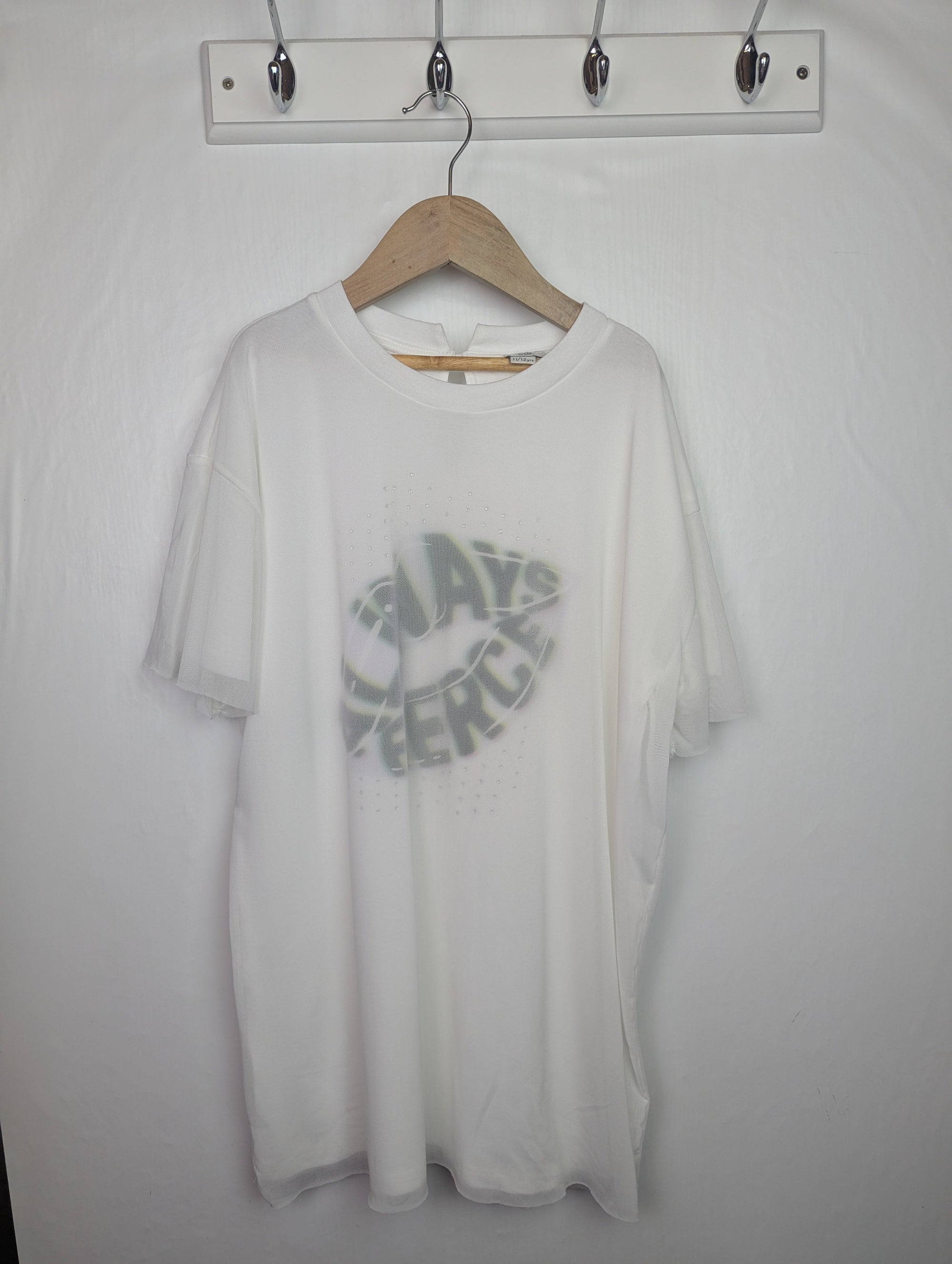 NWOT's River Island 'Always Fierce' Top - Girls 11 - 12 Years - Little Ones Preloved. Second Hand Children's & Preloved Baby, Kids, Girls & Boys Clothes. UK online