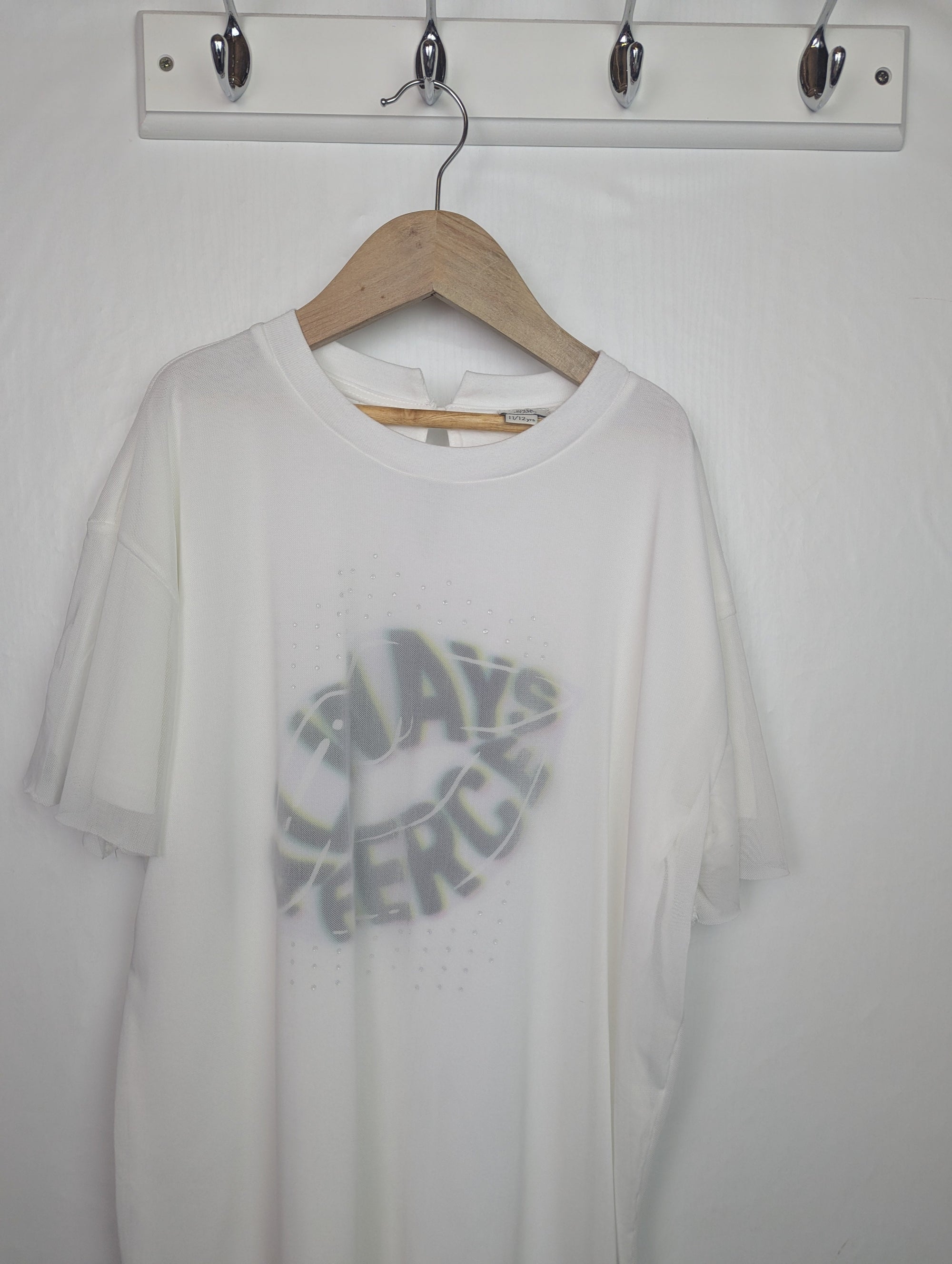 NWOT's River Island 'Always Fierce' Top - Girls 11 - 12 Years - Little Ones Preloved. Second Hand Children's & Preloved Baby, Kids, Girls & Boys Clothes. UK online