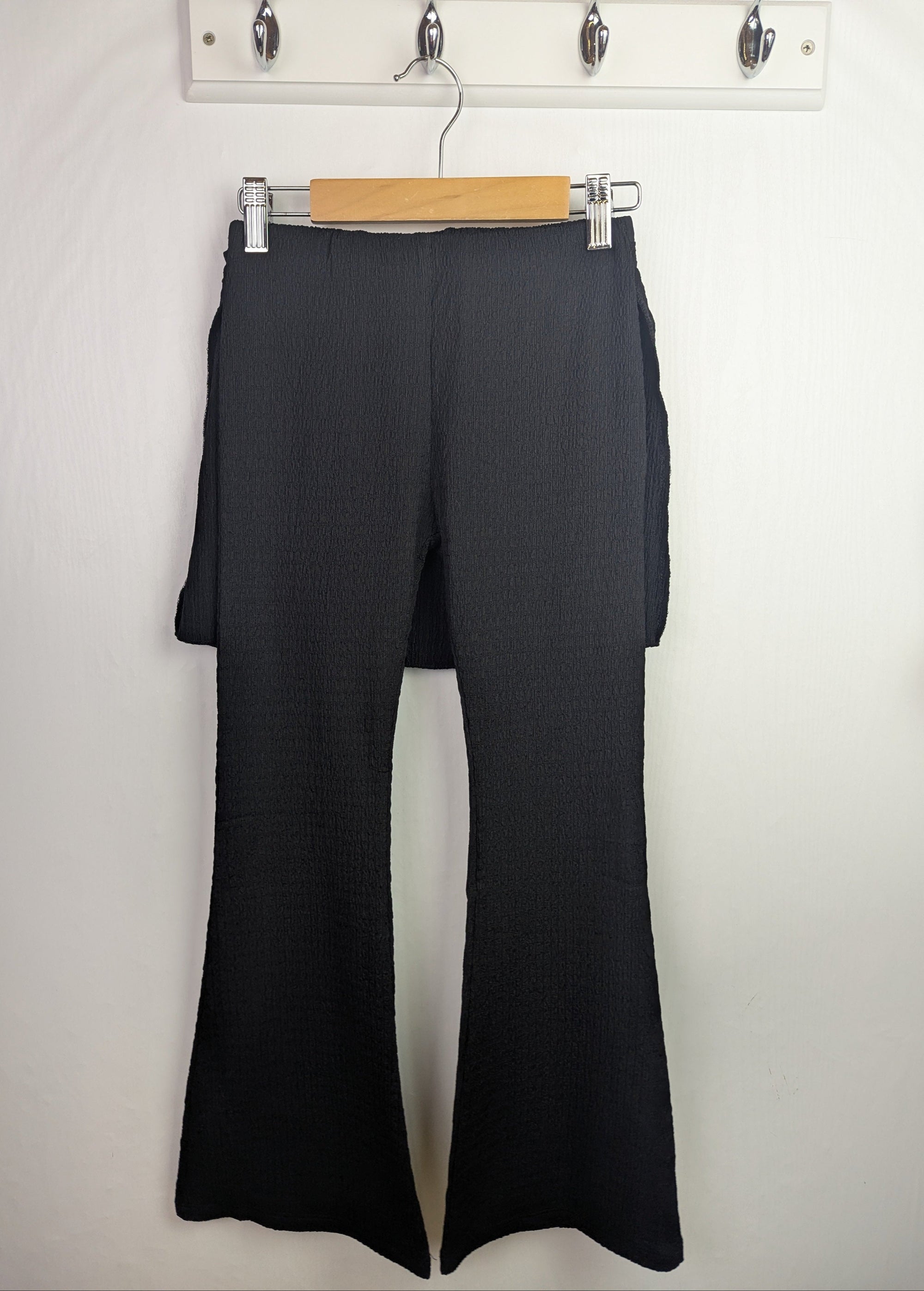 NWOT's River Island Black Leggings - Girls 9 - 10 Years - Little Ones Preloved. Second Hand Children's & Preloved Baby, Kids, Girls & Boys Clothes. UK online