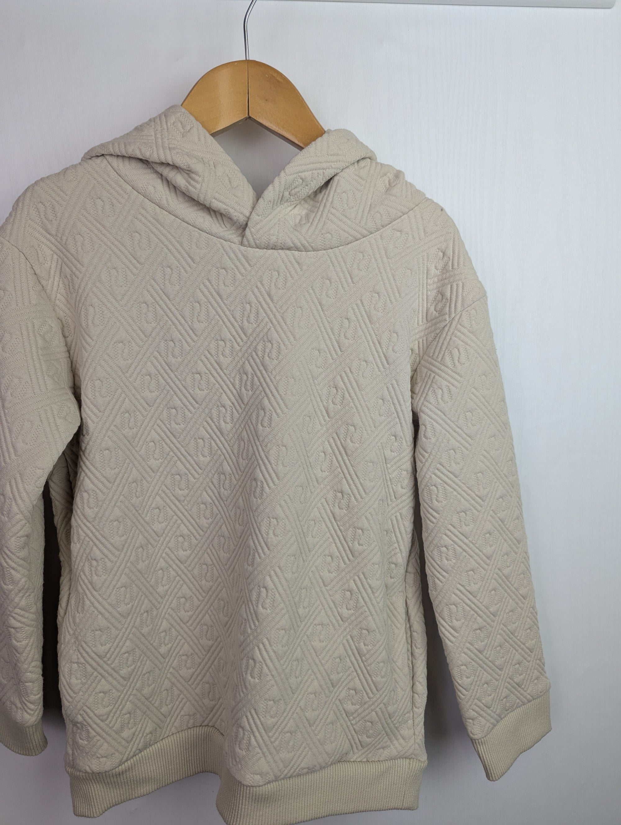 NWOT's River Island Cream Hoodie - Boys 4 - 5 Years - Little Ones Preloved. Second Hand Children's & Preloved Baby, Kids, Girls & Boys Clothes. UK online