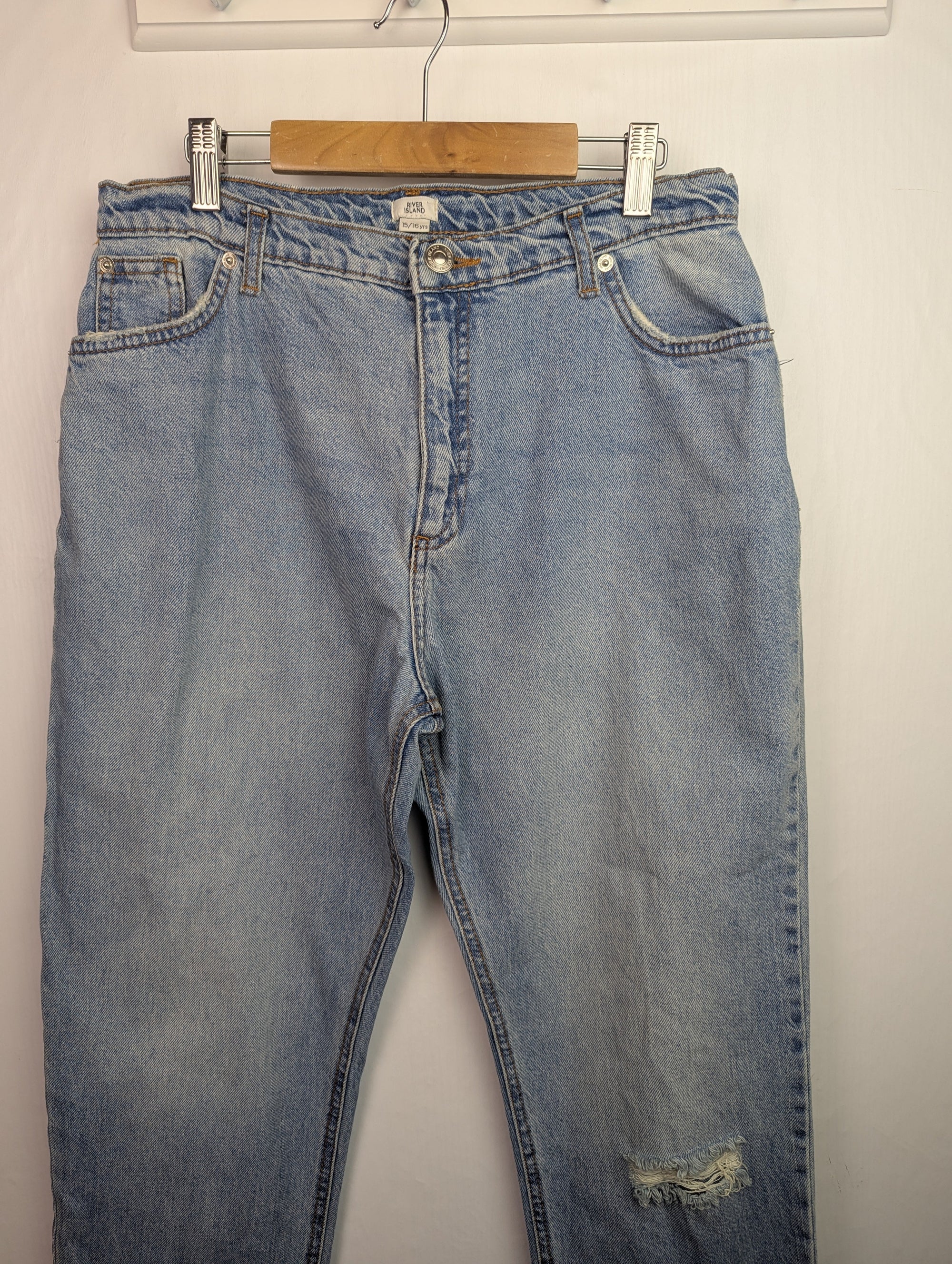 NWOT's River Island Denim Jeans - Girls 15 - 16 Years - Little Ones Preloved. Second Hand Children's & Preloved Baby, Kids, Girls & Boys Clothes. UK online