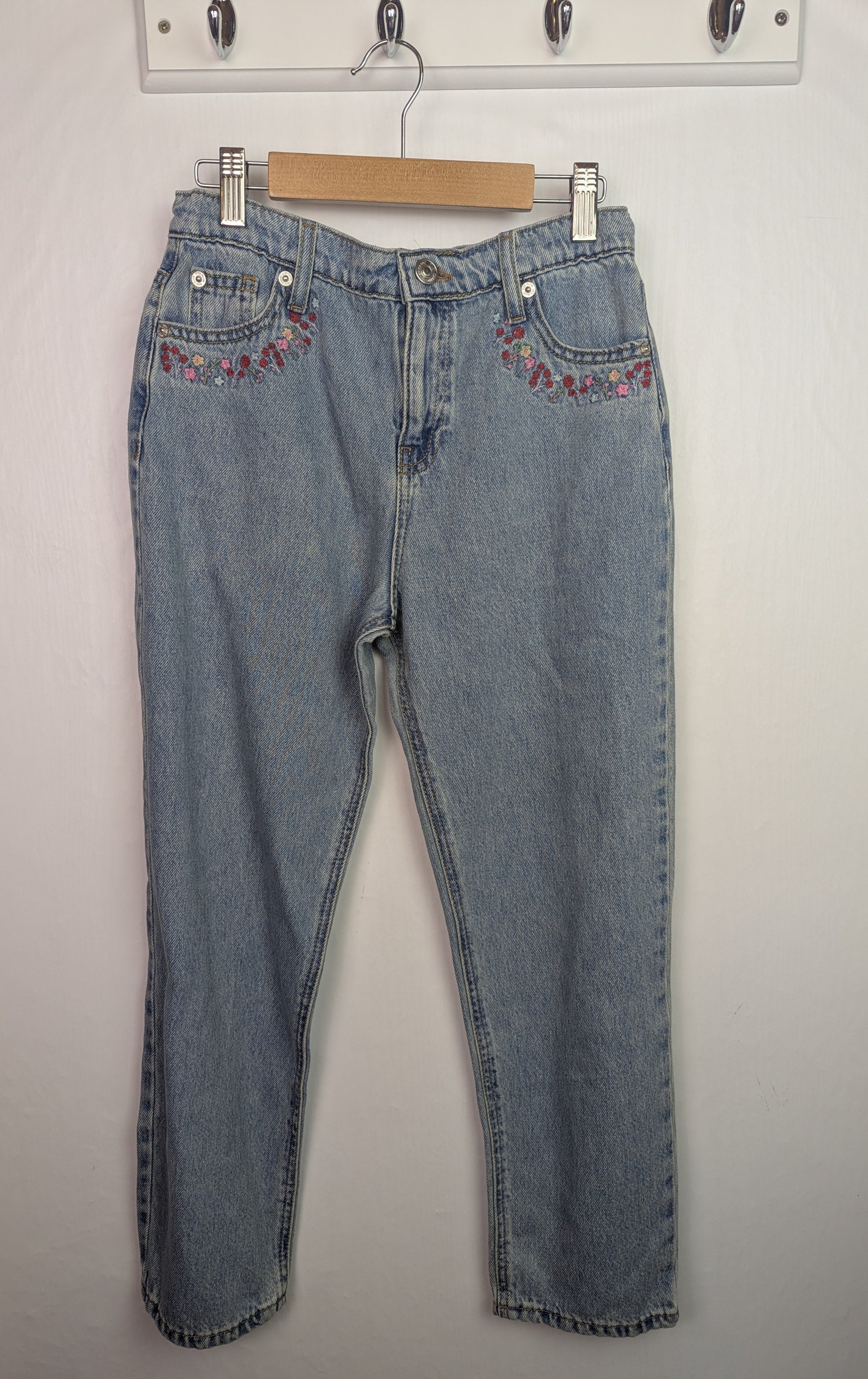 NWOT's River Island Floral Jeans - Girls 10 Years - Little Ones Preloved. Second Hand Children's & Preloved Baby, Kids, Girls & Boys Clothes. UK online