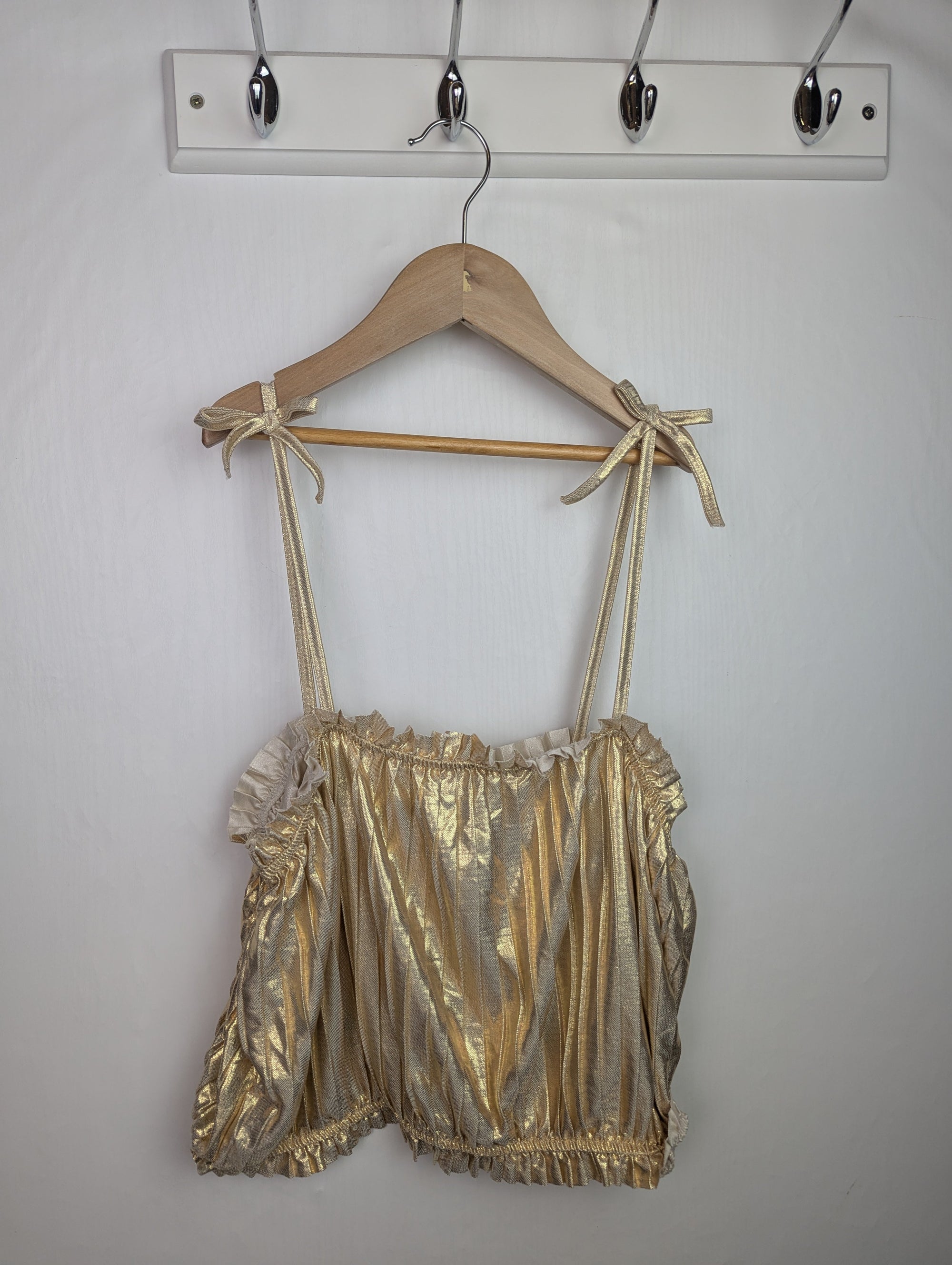 NWOT's River Island Gold Strap Top - Girls 13 - 14 Years - Little Ones Preloved. Second Hand Children's & Preloved Baby, Kids, Girls & Boys Clothes. UK online
