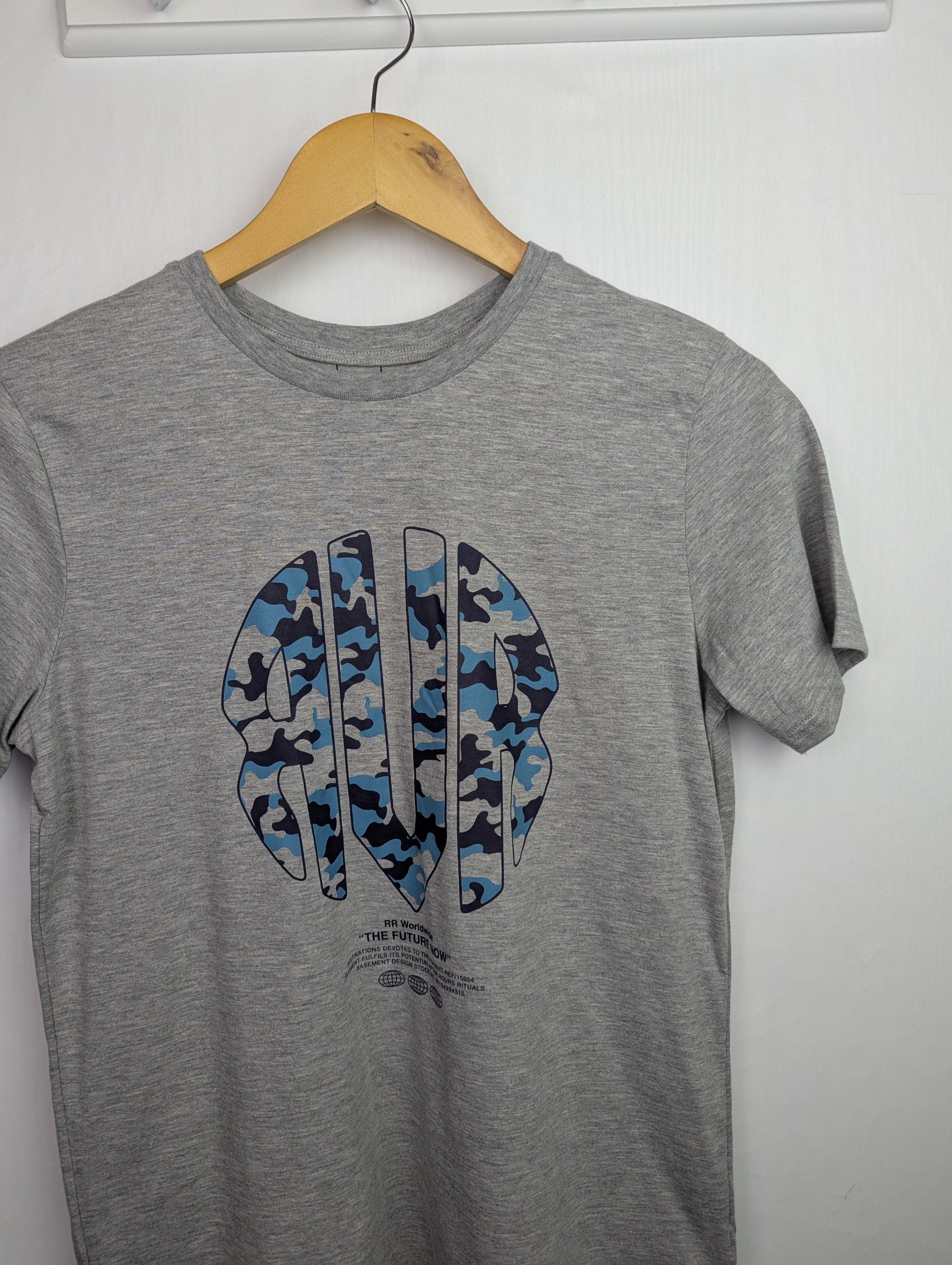 NWOT's River Island Grey Top - Boys 13 - 14 Years - Little Ones Preloved. Second Hand Children's & Preloved Baby, Kids, Girls & Boys Clothes. UK online