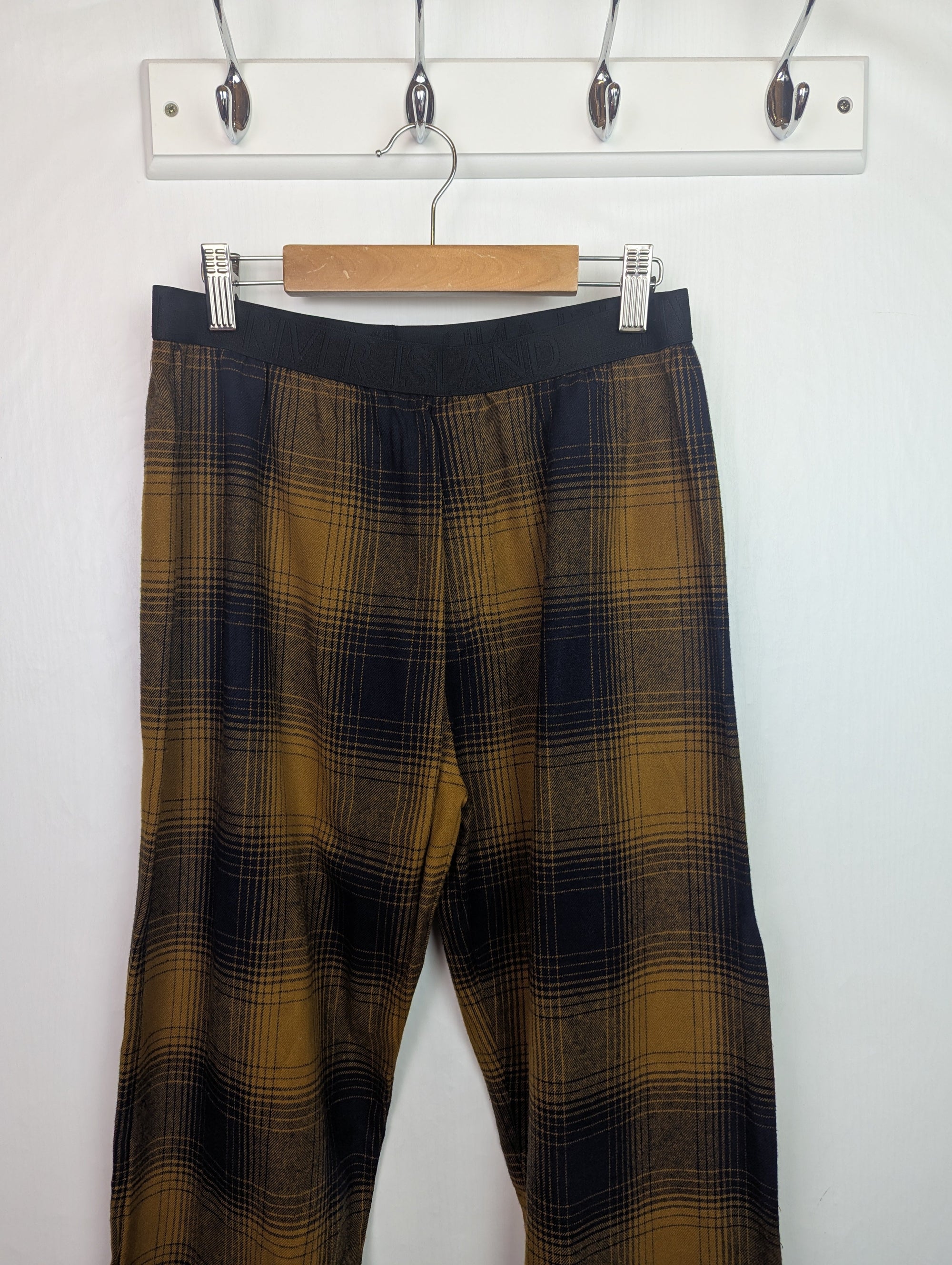 NWOT's River Island Lounge Bottoms - Boys 11 - 12 Years - Little Ones Preloved. Second Hand Children's & Preloved Baby, Kids, Girls & Boys Clothes. UK online