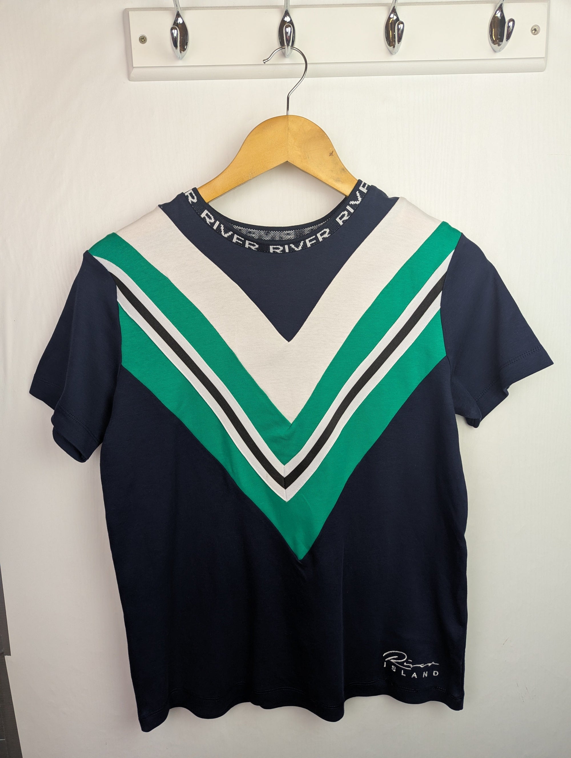 NWOT's River Island Navy & Green Top - Boys 13 - 14 Years - Little Ones Preloved. Second Hand Children's & Preloved Baby, Kids, Girls & Boys Clothes. UK online