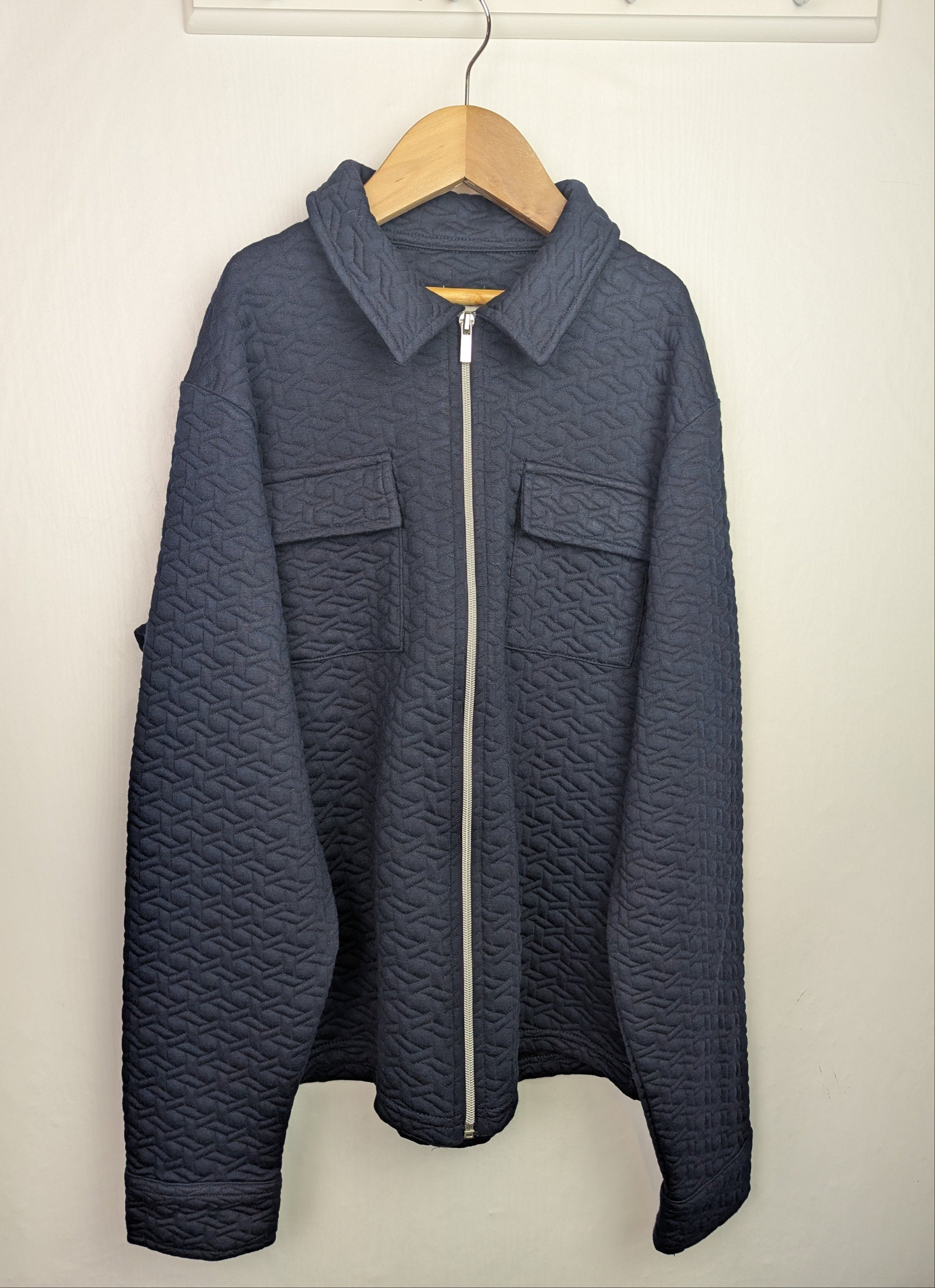 NWOT's River Island Navy Zip Jacket - Boys 15 - 16 Years - Little Ones Preloved. Second Hand Children's & Preloved Baby, Kids, Girls & Boys Clothes. UK online