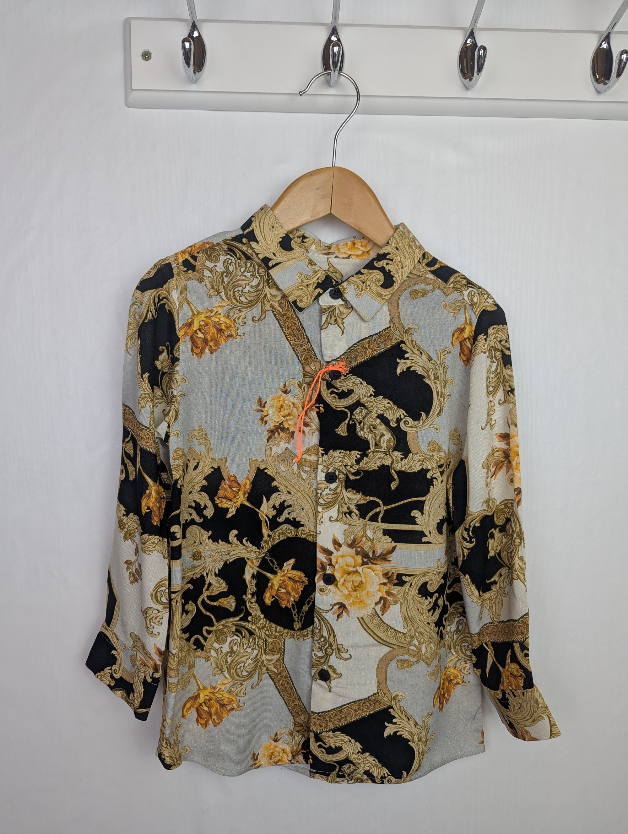 NWOT's River Island Patterned Shirt - Boys 3 - 4 Years - Little Ones Preloved. Second Hand Children's & Preloved Baby, Kids, Girls & Boys Clothes. UK online