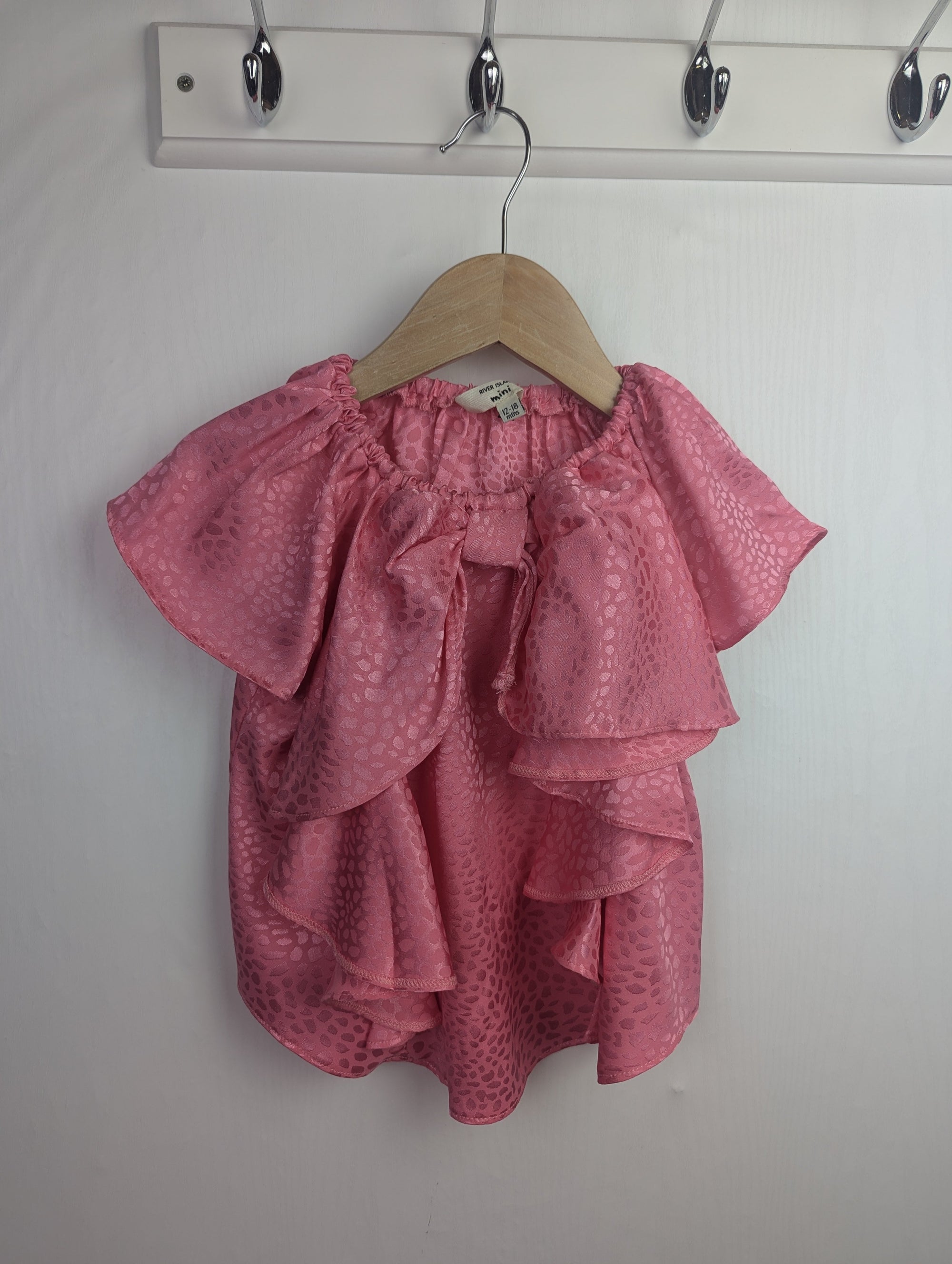 NWOT's River Island Pink Blouse - Girls 12 - 18 Months - Little Ones Preloved. Second Hand Children's & Preloved Baby, Kids, Girls & Boys Clothes. UK online