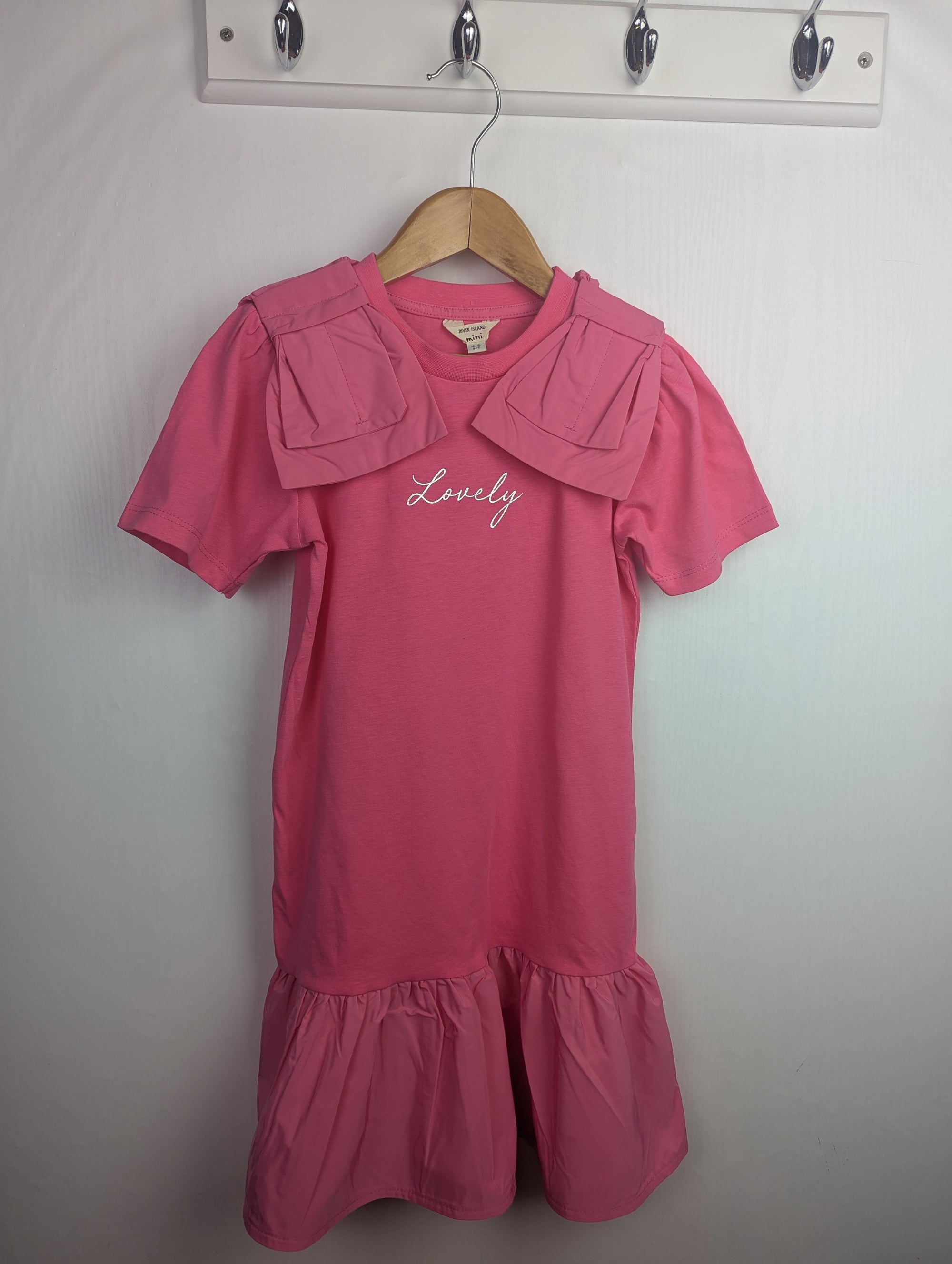 NWOT's River Island Pink Bow Dress - Girls 4 - 5 Years - Little Ones Preloved. Second Hand Children's & Preloved Baby, Kids, Girls & Boys Clothes. UK online