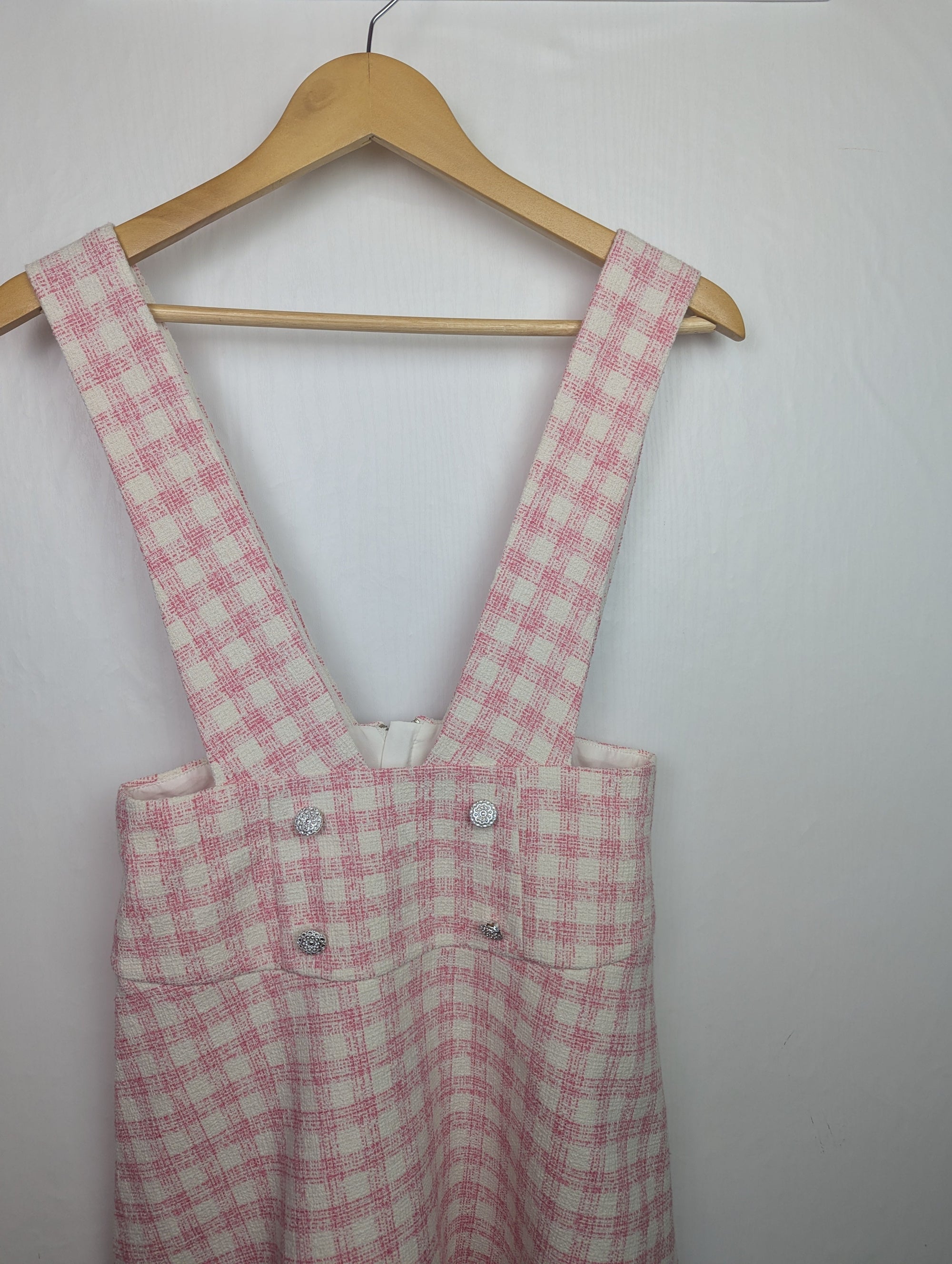 NWOT's River Island Pink Check Skirt - Girls 11 - 12 Years - Little Ones Preloved. Second Hand Children's & Preloved Baby, Kids, Girls & Boys Clothes. UK online