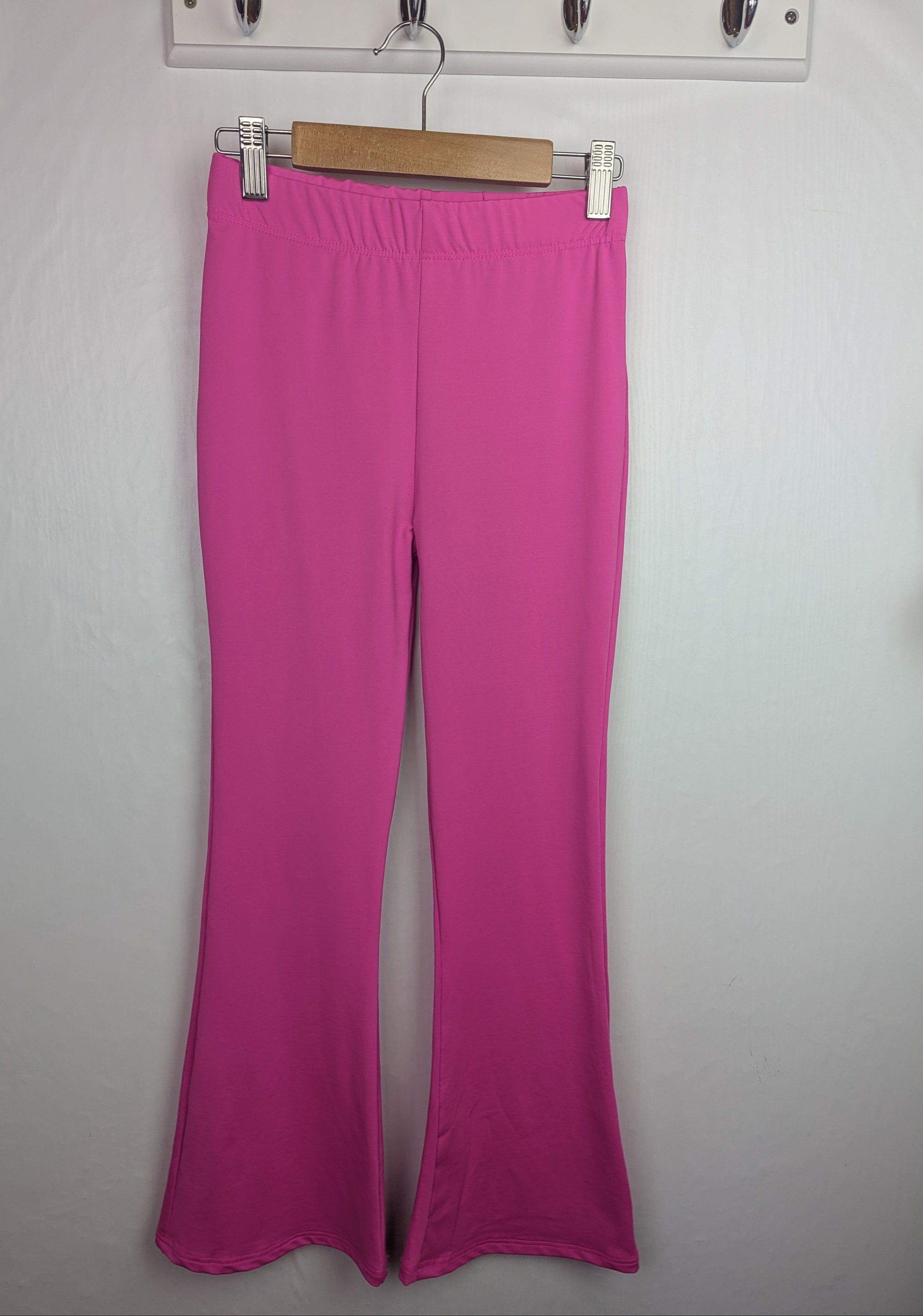 NWOT's River Island Pink Flared Leggings - Girls 9 - 10 Years - Little Ones Preloved. Second Hand Children's & Preloved Baby, Kids, Girls & Boys Clothes. UK online