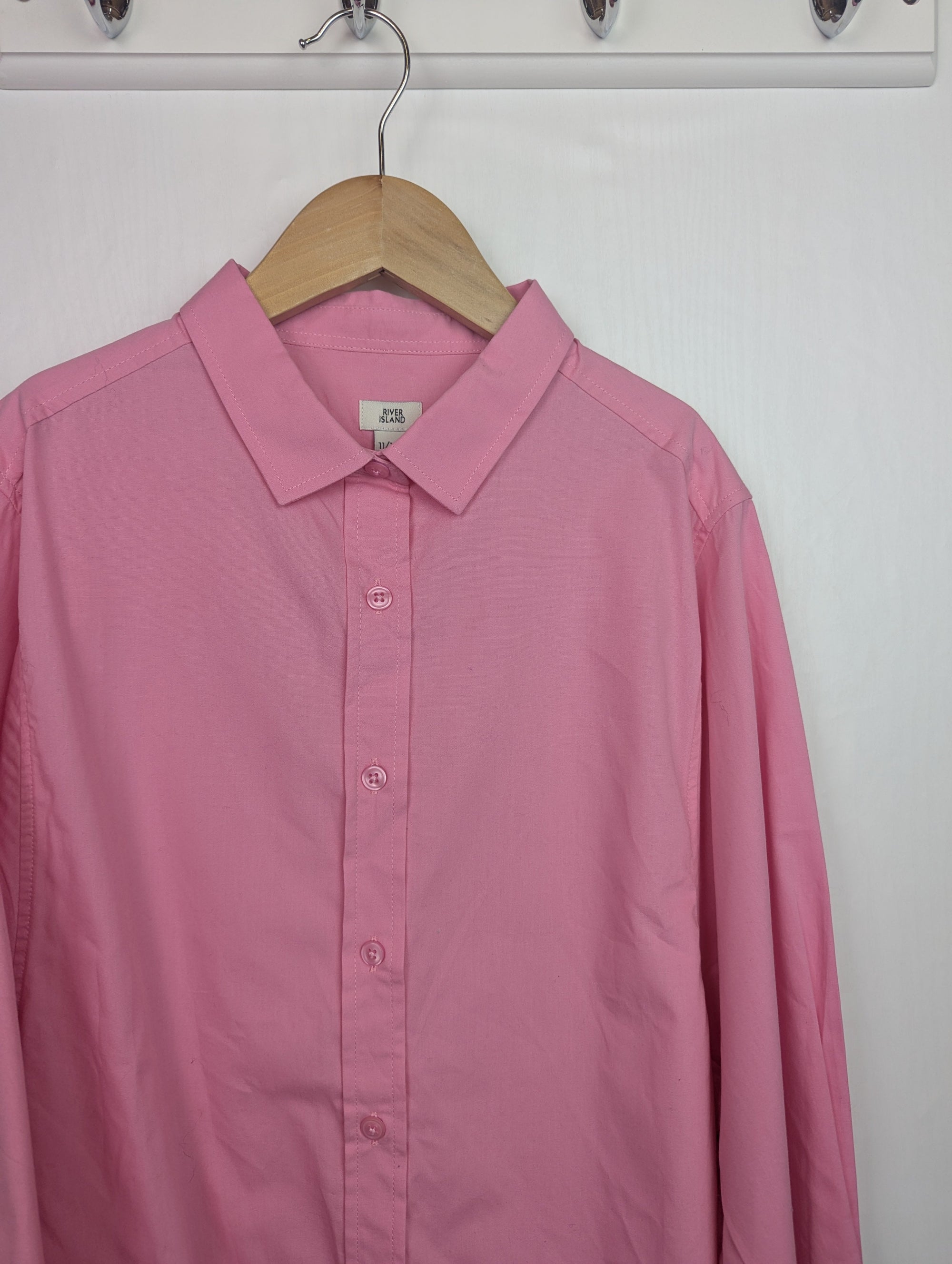 NWOT's River Island Pink Shirt - Girls 11 - 12 Years - Little Ones Preloved. Second Hand Children's & Preloved Baby, Kids, Girls & Boys Clothes. UK online