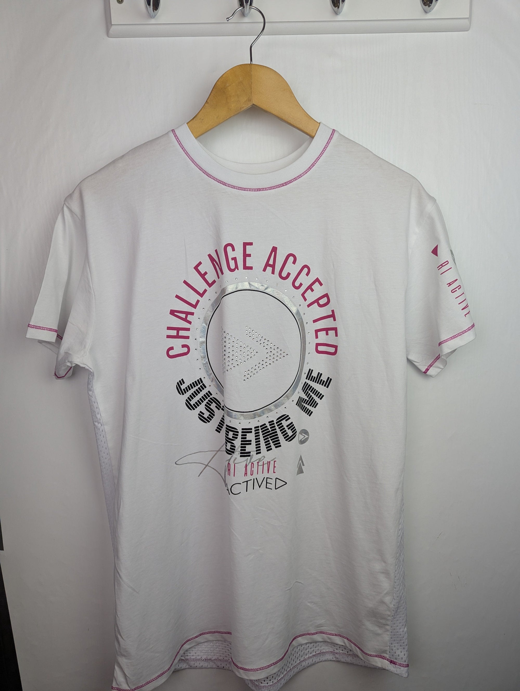 NWOT's River Island Sports Top - Girls 13 - 14 Years - Little Ones Preloved. Second Hand Children's & Preloved Baby, Kids, Girls & Boys Clothes. UK online