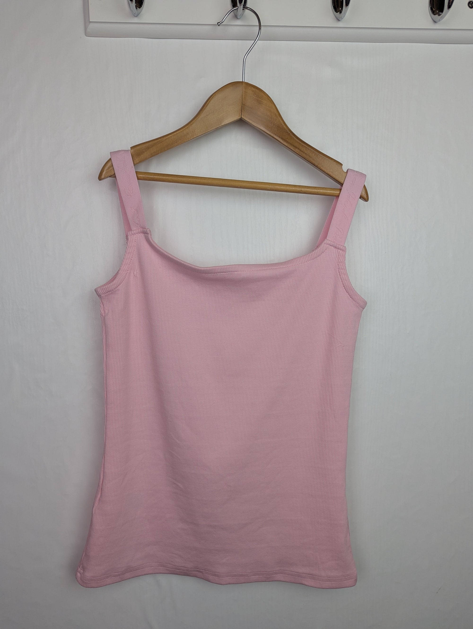 NWOT's River Island Vest Top - Girls 9 - 10 Years - Little Ones Preloved. Second Hand Children's & Preloved Baby, Kids, Girls & Boys Clothes. UK online