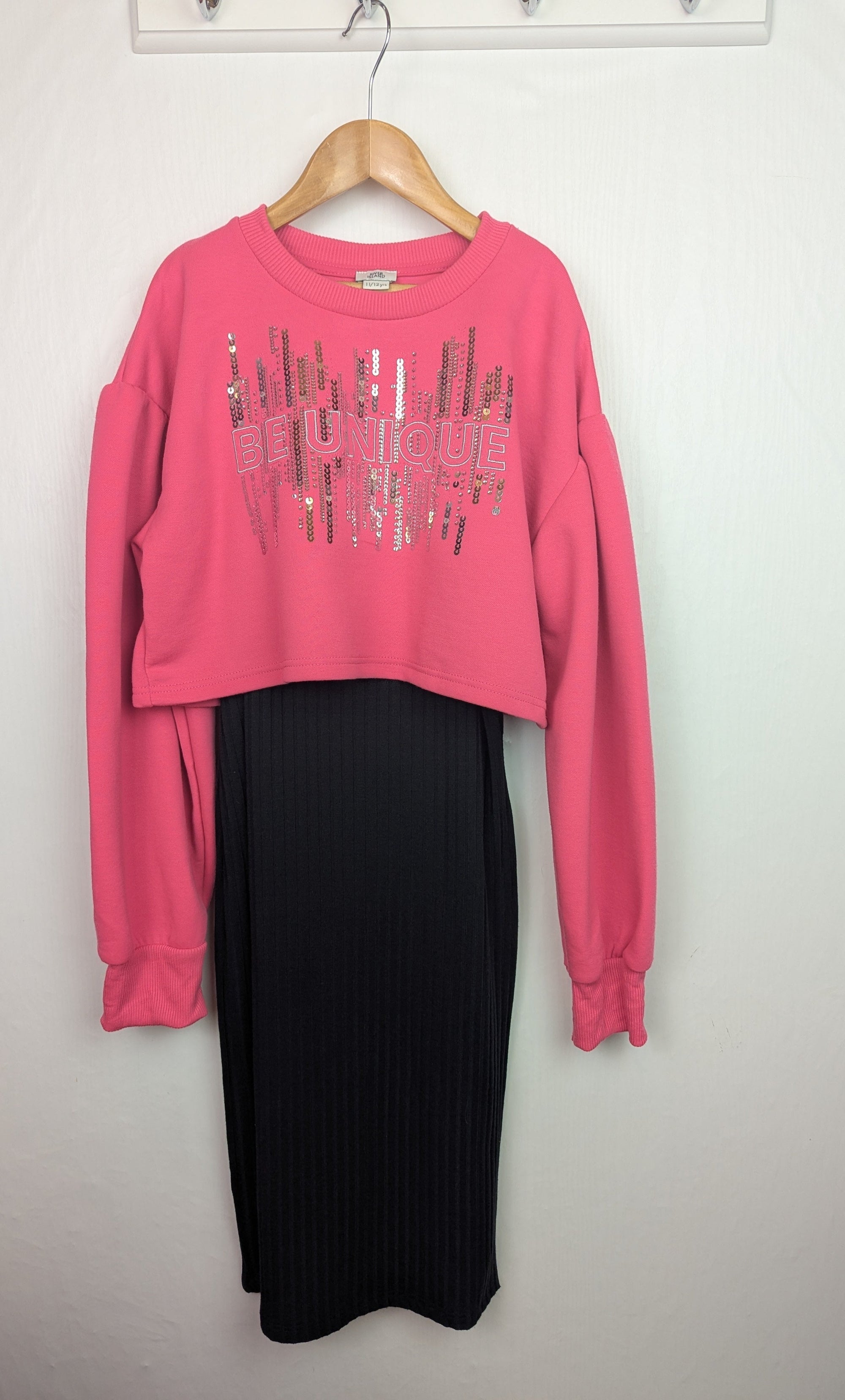 NWT's River Island Jumper & Dress - Girls 11 - 12 Years - Little Ones Preloved. Second Hand Children's & Preloved Baby, Kids, Girls & Boys Clothes. UK online