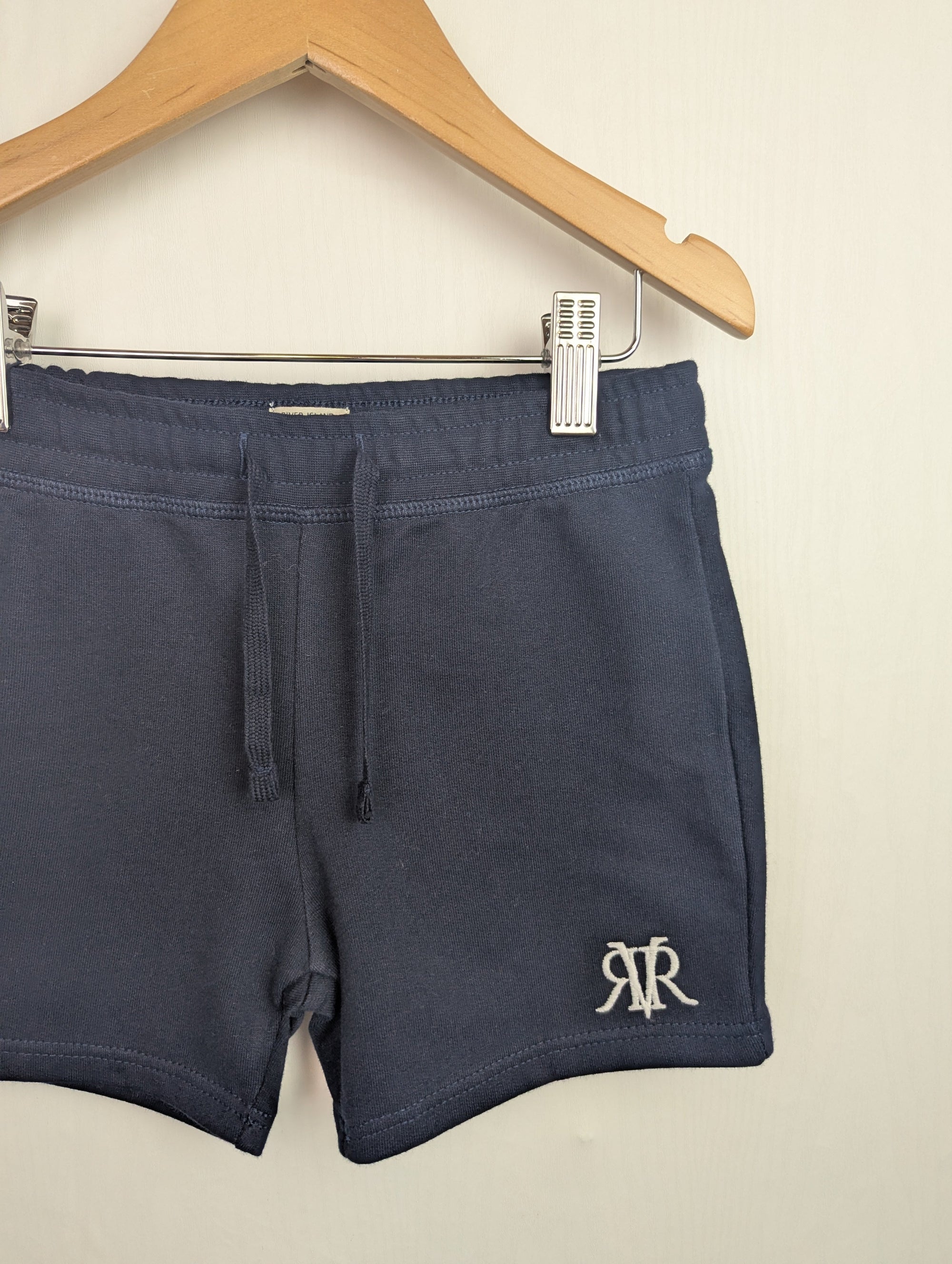 NWT's River Island Navy Shorts - Boys 4 - 5 Years - Little Ones Preloved. Second Hand Children's & Preloved Baby, Kids, Girls & Boys Clothes. UK online