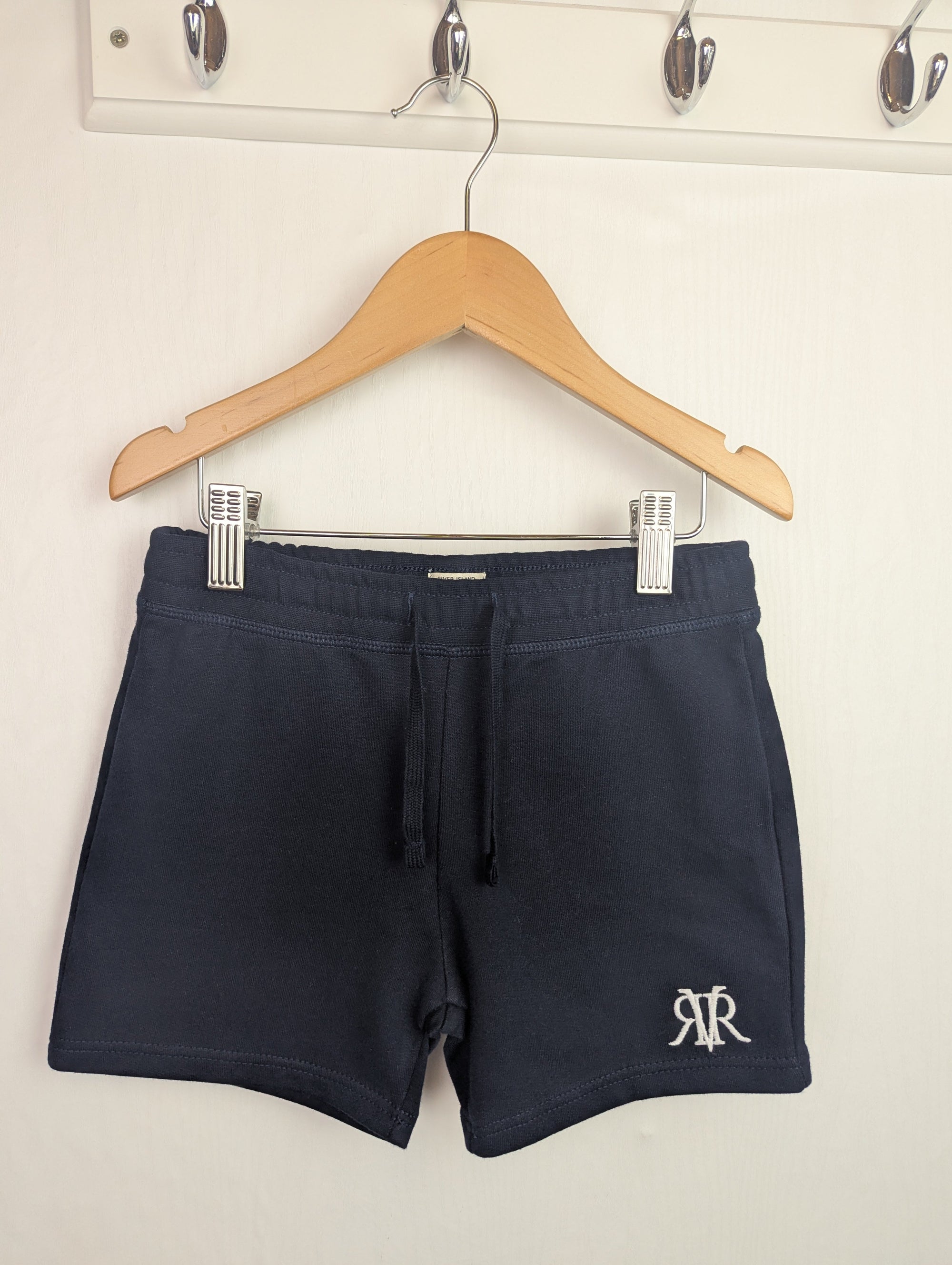 NWT's River Island Navy Shorts - Boys 4 - 5 Years - Little Ones Preloved. Second Hand Children's & Preloved Baby, Kids, Girls & Boys Clothes. UK online