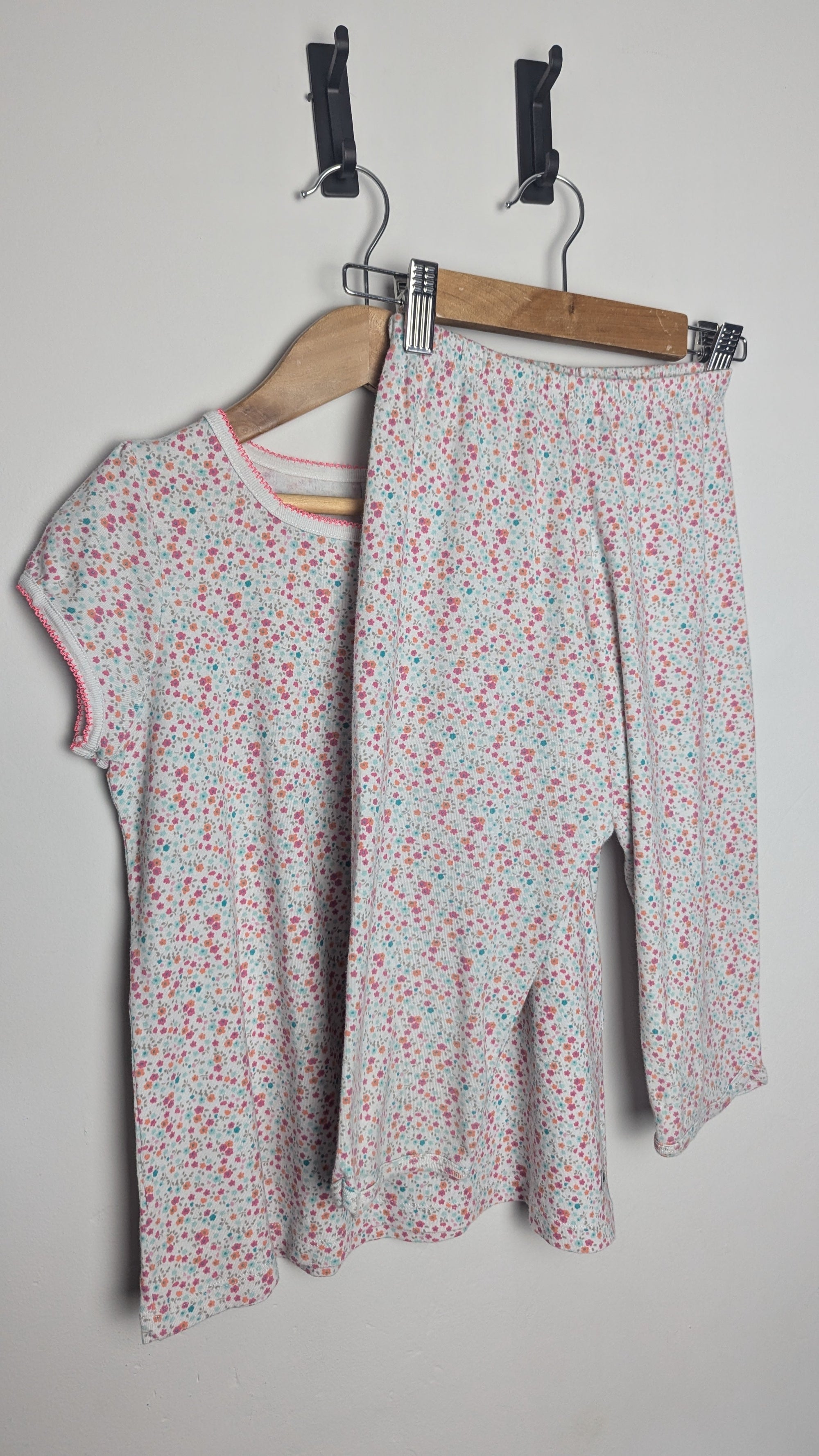 Petit Bateau Pyjama Top & Cropped Leggings - Girls 10 Years - Little Ones Preloved. Second Hand Children's & Preloved Baby, Kids, Girls & Boys Clothes. UK online