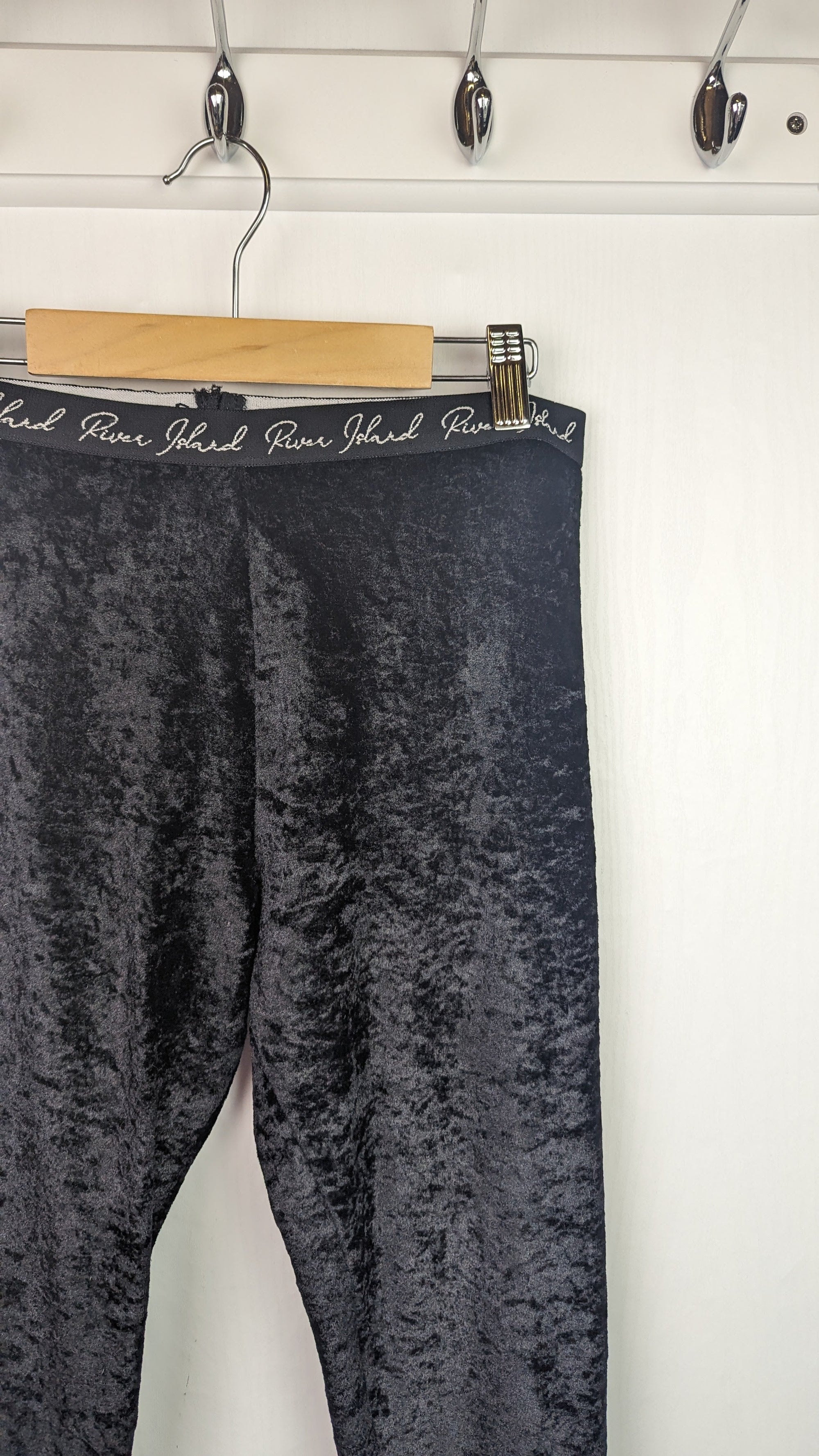 River Island Crushed Velvet Leggings - Girls 11 - 12 Years - Little Ones Preloved. Second Hand Children's & Preloved Baby, Kids, Girls & Boys Clothes. UK online