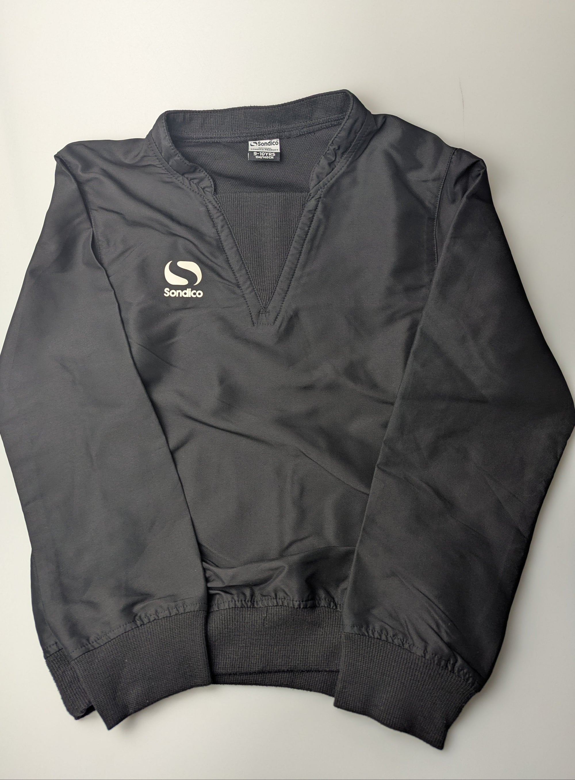 Sondico Weather Resistant Jumper - Boys 9 - 10 Years - Little Ones Preloved. Second Hand Children's & Preloved Baby, Kids, Girls & Boys Clothes. UK online