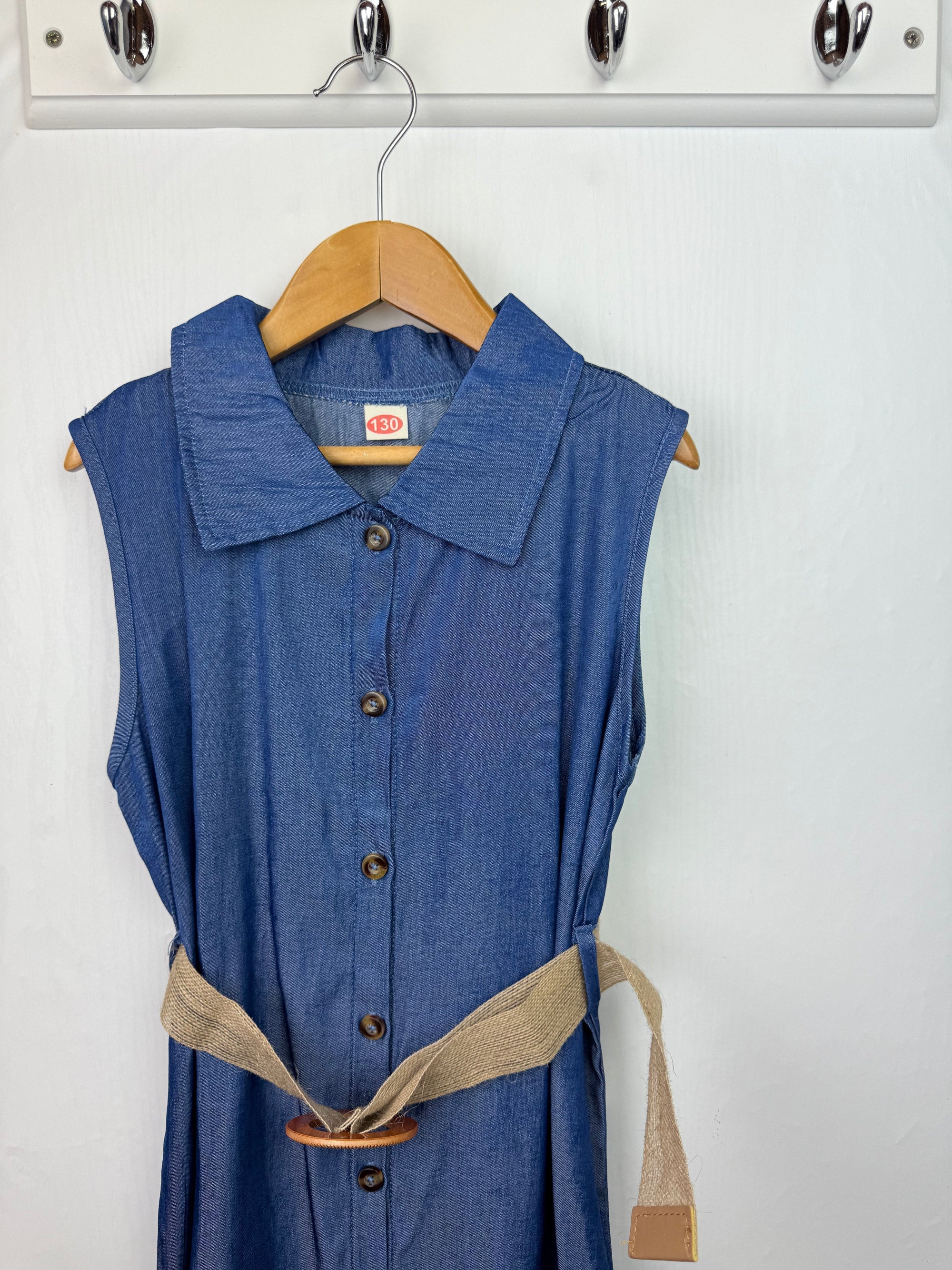 Unbranded Belted Dress - Girls 8 - 9 Years - Little Ones Preloved. Second Hand Children's & Preloved Baby, Kids, Girls & Boys Clothes. UK online