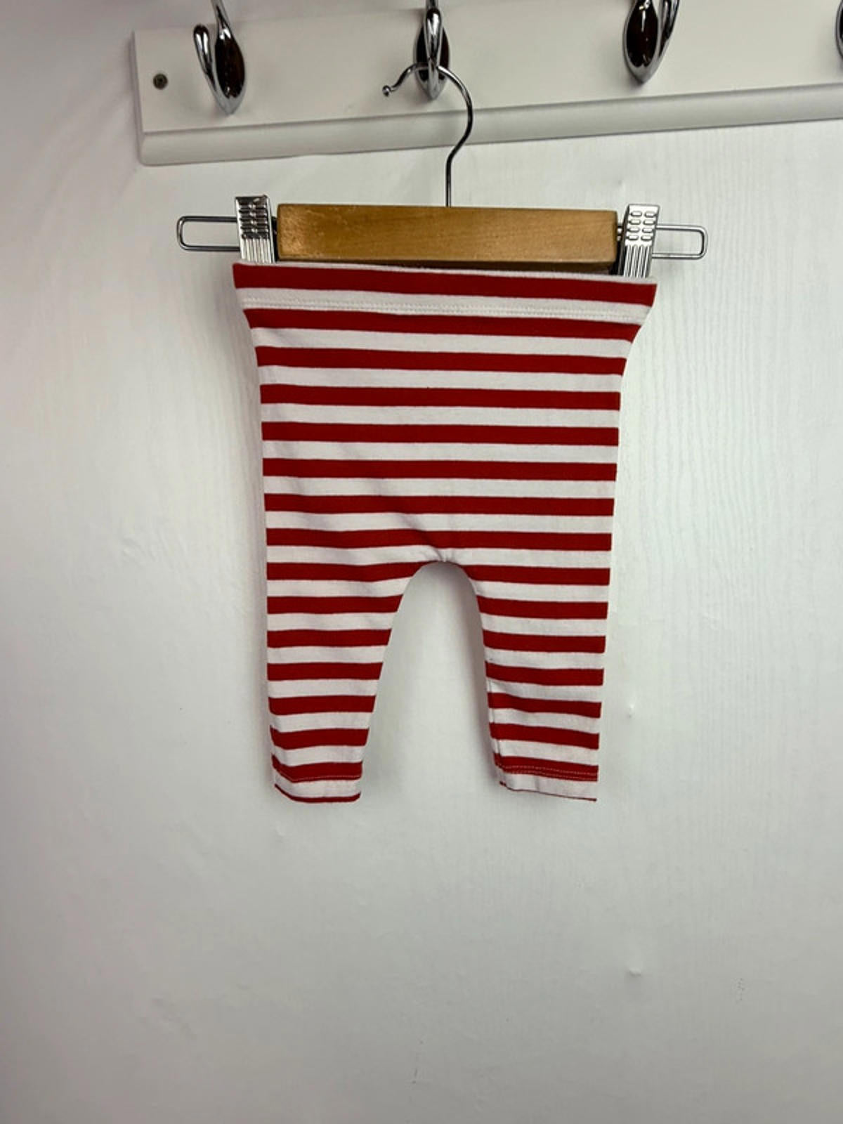 F&F Red & White Striped Leggings - Unisex 0-3 Months